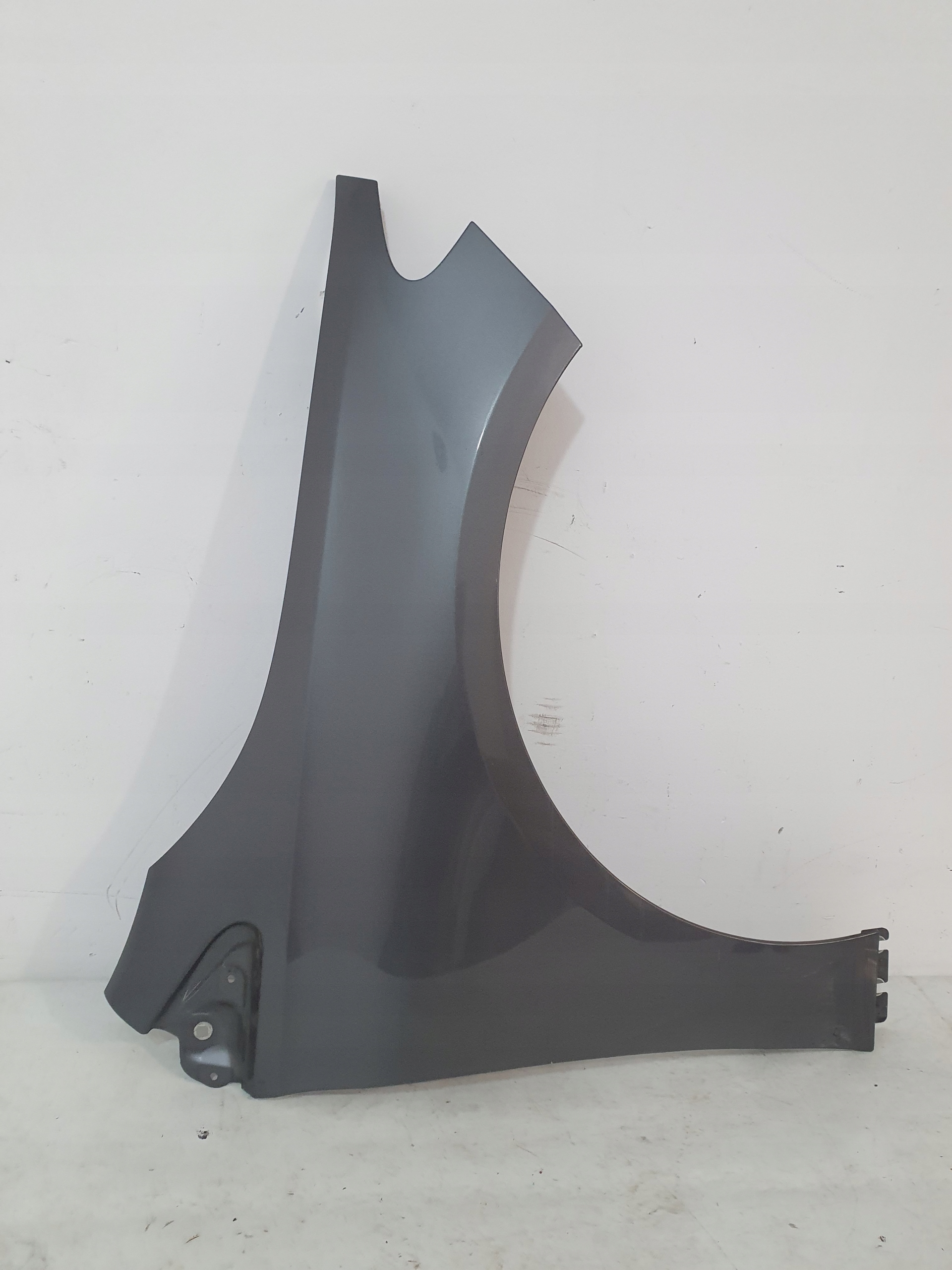 MERCEDES B KLASA W 247 fender right front original
