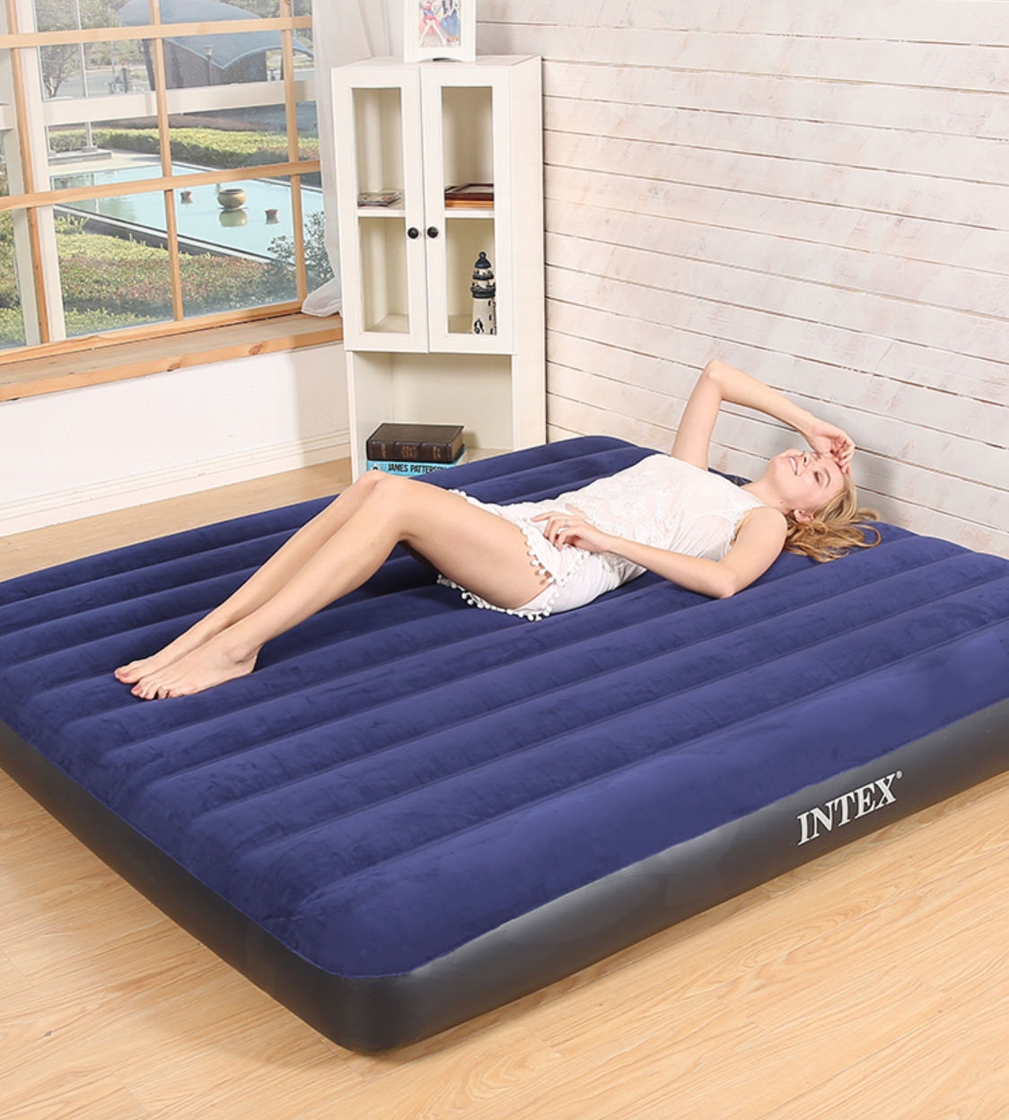 MATERAC DMUCHANY 2 OSOBOWY 191x137 WELUROWY INTEX Kod producenta 64758