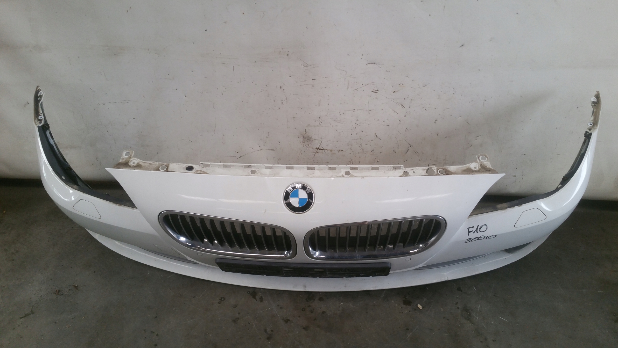 bumper front PDC alpiness A300 BMW F10