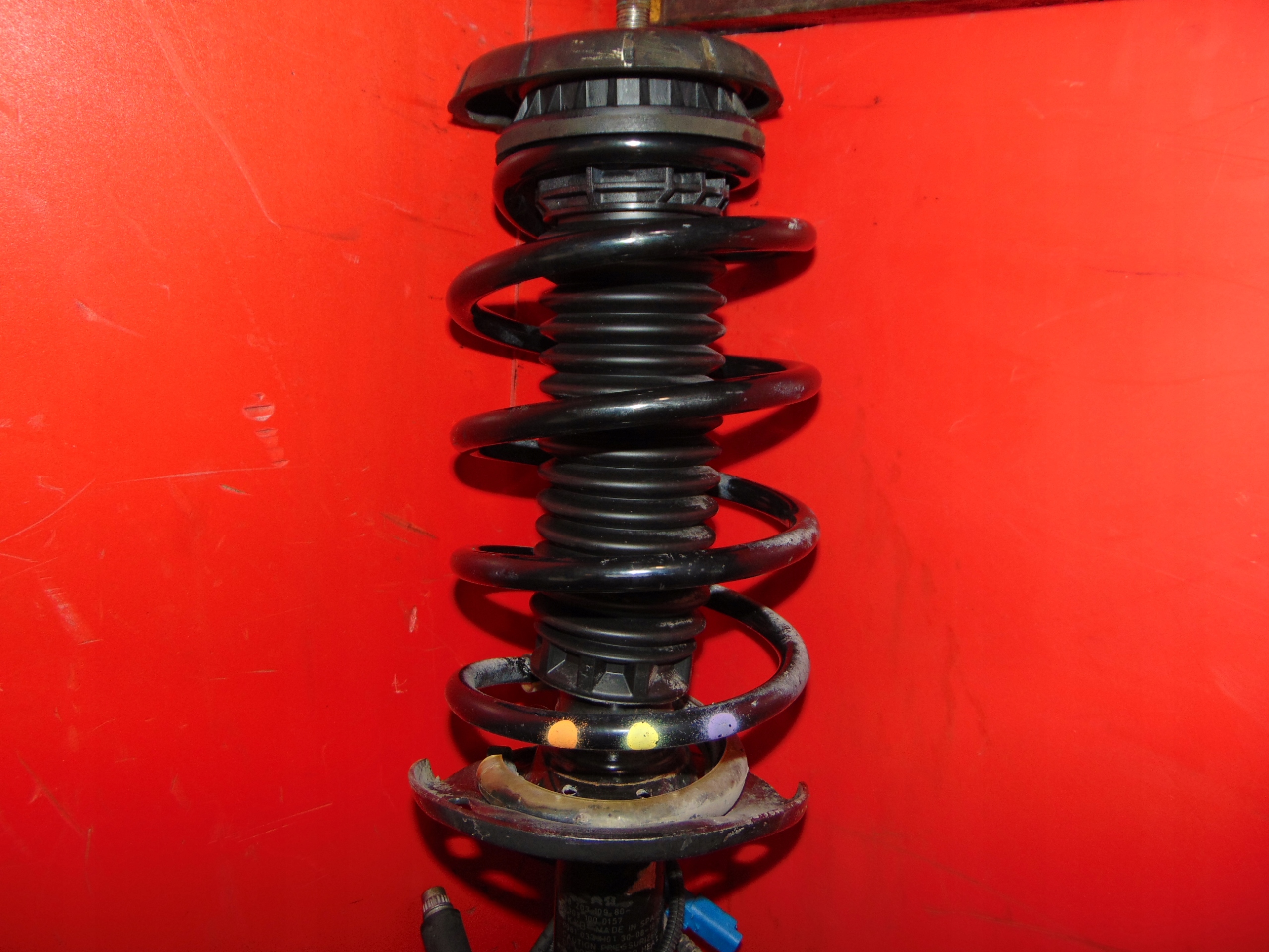 PEUGEOT 208 and 1.5 HDI swing shock absorber left
