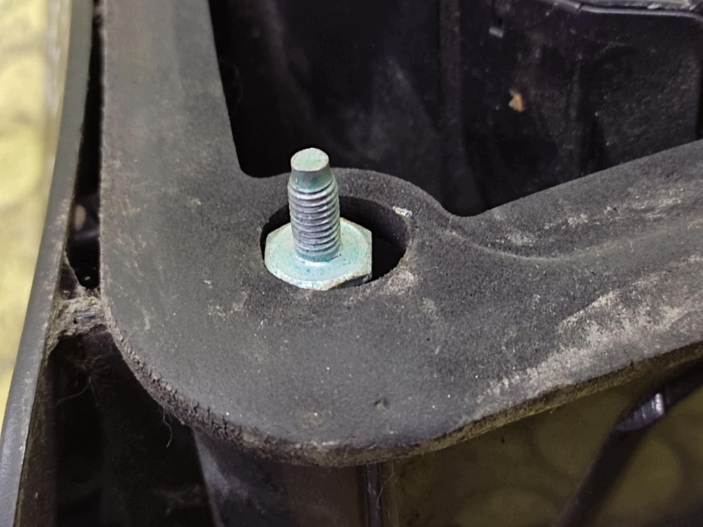 SEAT LEON und licht links heck 1M6945095