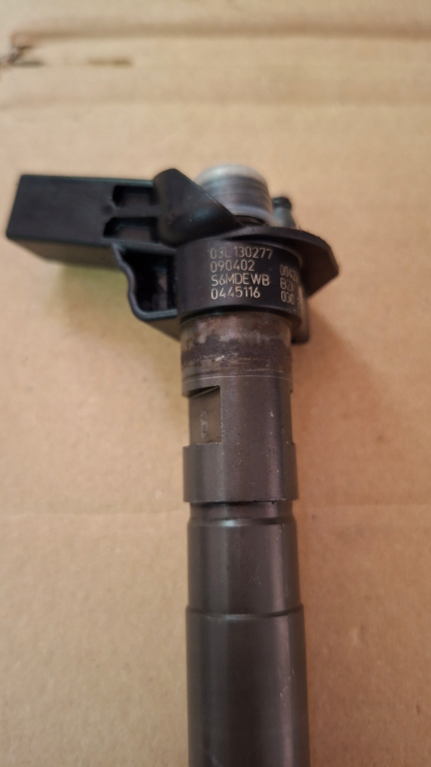 injector VW 2.0TDI BOSCH 0445116030 WYDRUK