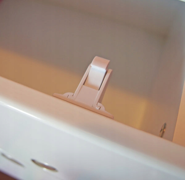Магнитная безопасность шкафа ящика 4pcs ширина продукта 3.5 cm