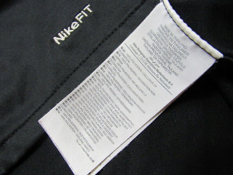 Ryan Giggs MANCHESTER UNITED NIKE sezon 2009-2010 rozmiar M Rękaw krótki rękaw