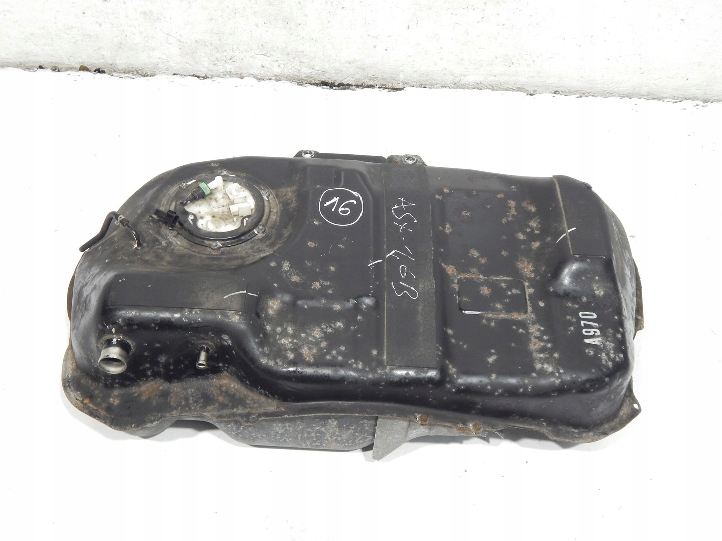 ZBIORNIK PALIWA MITSUBISHI ASX 1.6 2.0 B 10-22