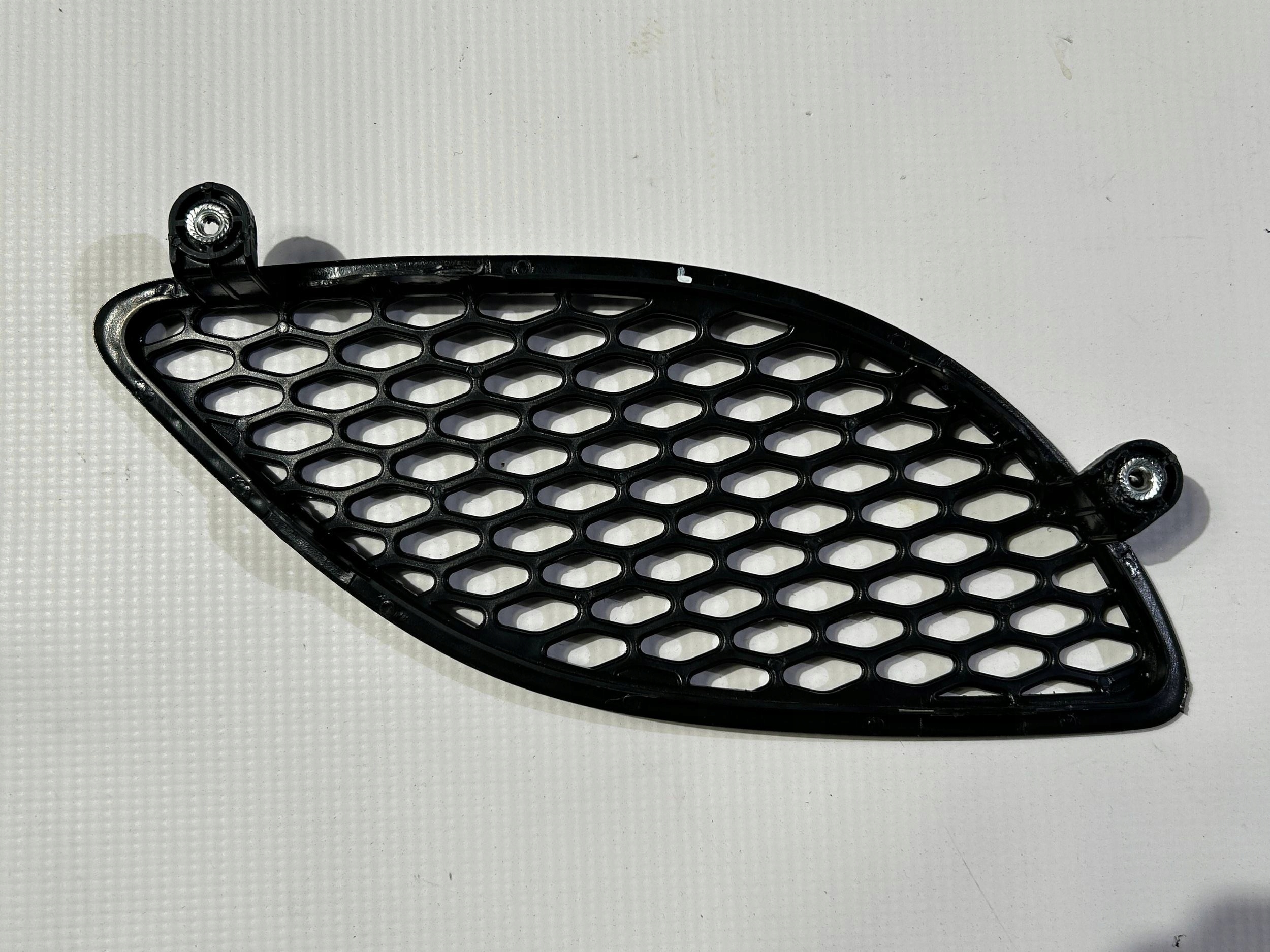 intake air grid bonnets left Dodge Durango SRT Hellcat