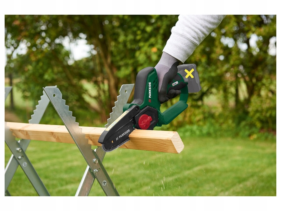 PRZECINARKA PIŁA PILARKA DO DREWNA GAŁĘZI PARKSIDE PGHSA 12 C3 WALIZKA OLEJ Marka Parkside