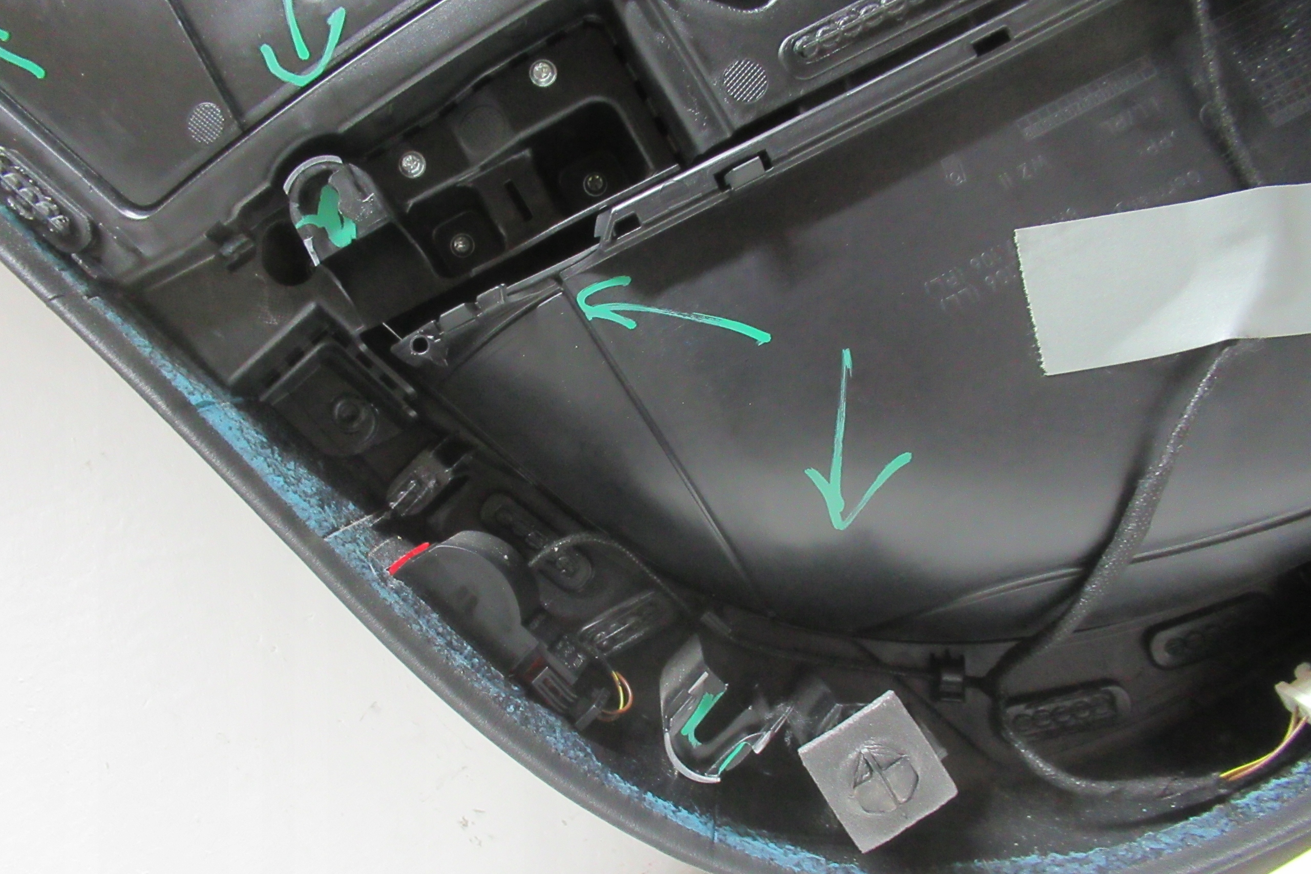 AUDI A4 B8 FL 2.0 TFSI 14R side upholstery door right front