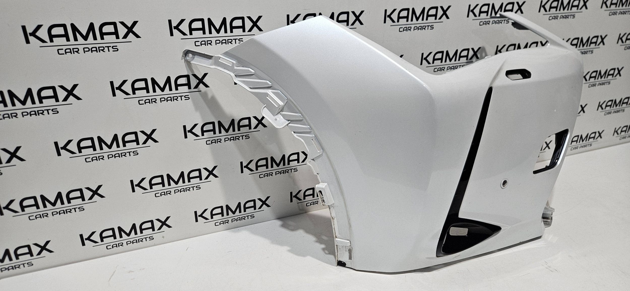 bumper corner right front LEXUS UX 18- PDC washers original 52112-76120
