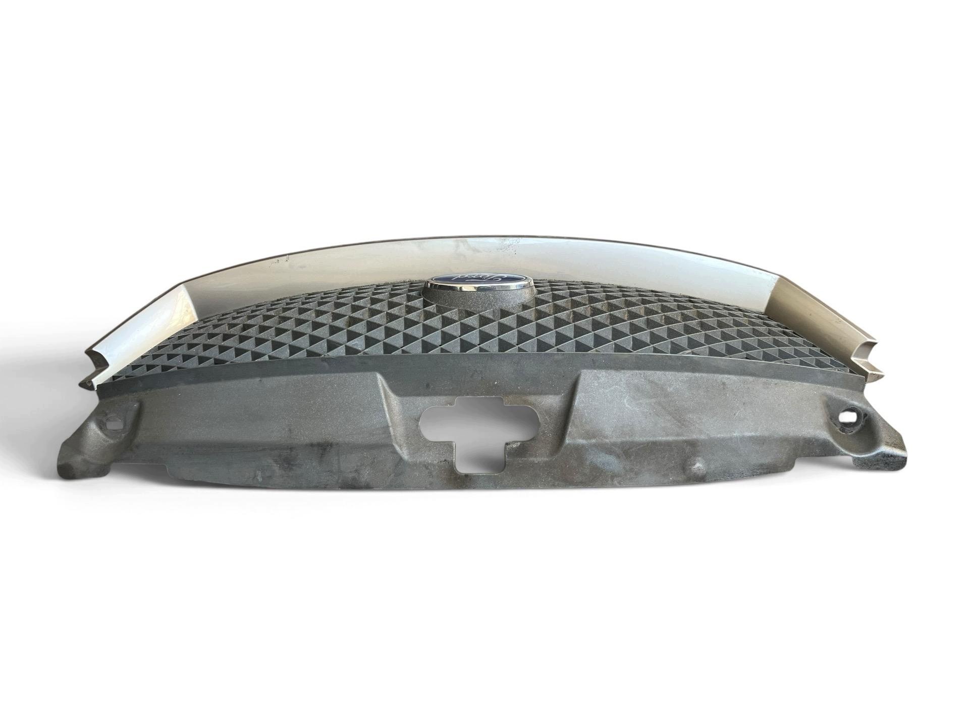 grille radiator Ford Mondeo 3 2002 1S7X8A100AJ
