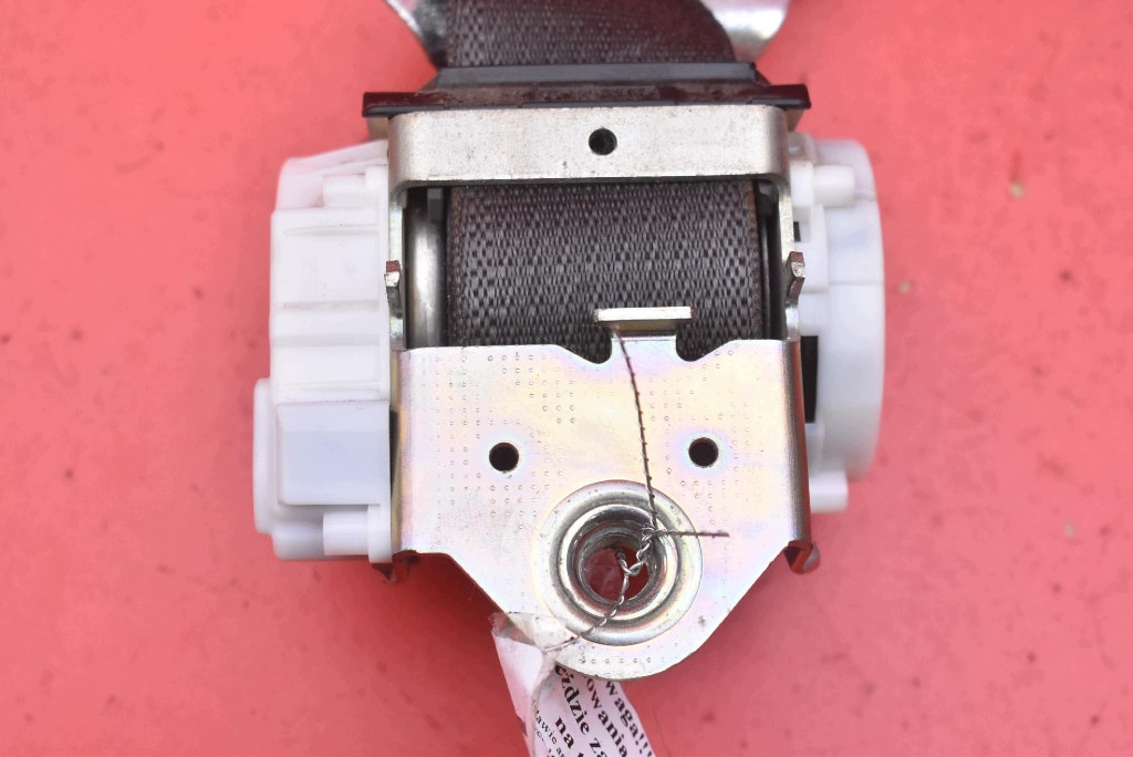 seat belt left front EU 13305707 OPEL MERIVA B 10-14