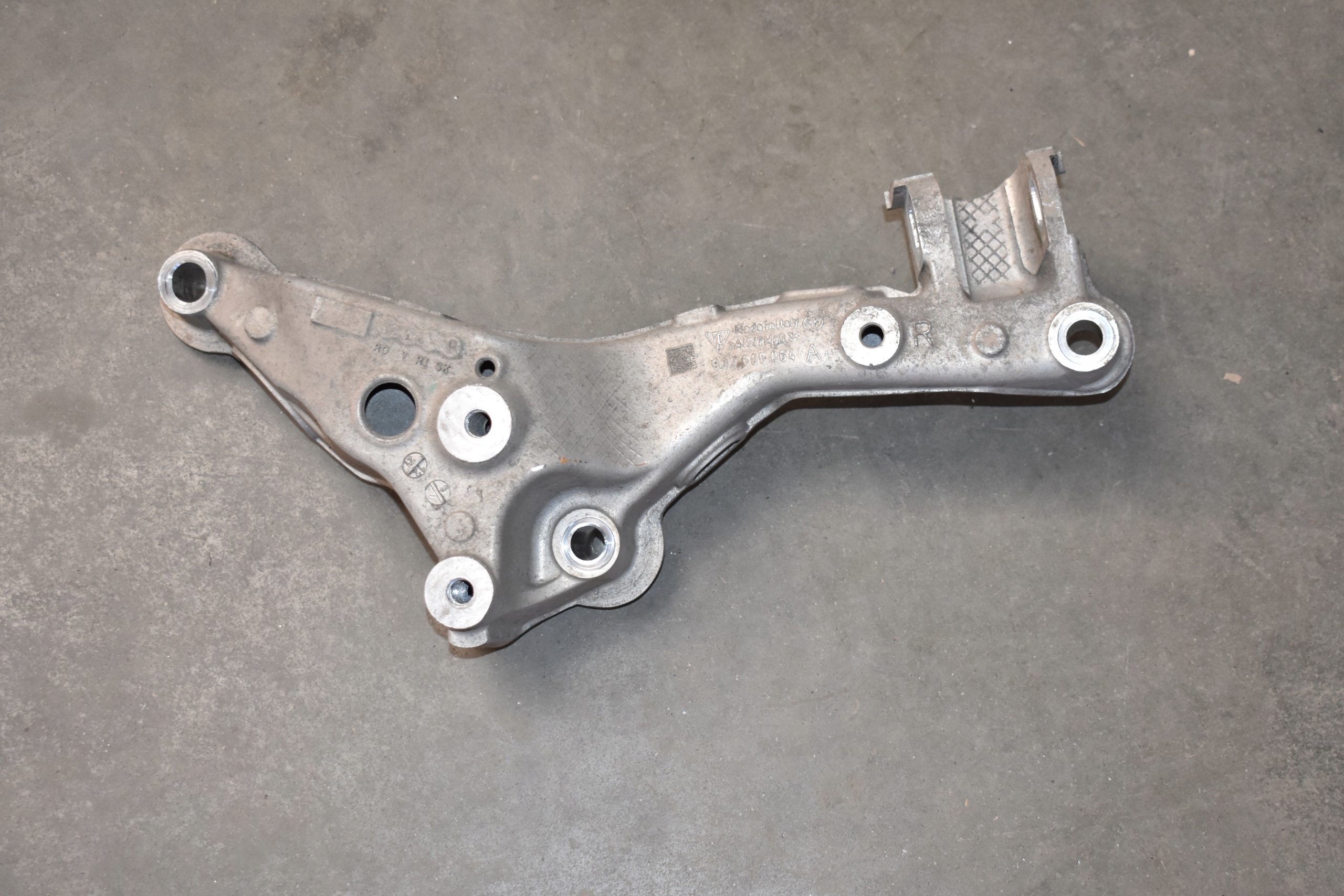 perfect condition console WOZKA rear part rear right PORSCHE 992 1