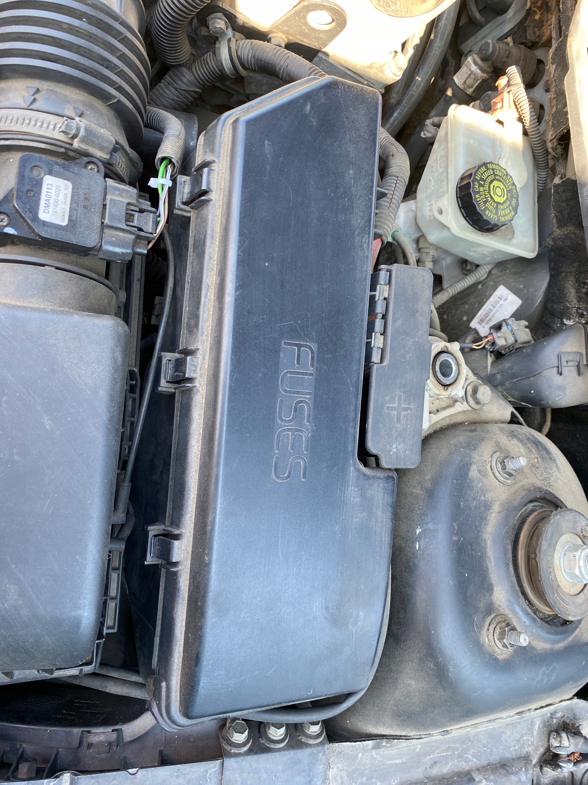 Volvo V70 2 II 00-08 Module fusibles 2.0