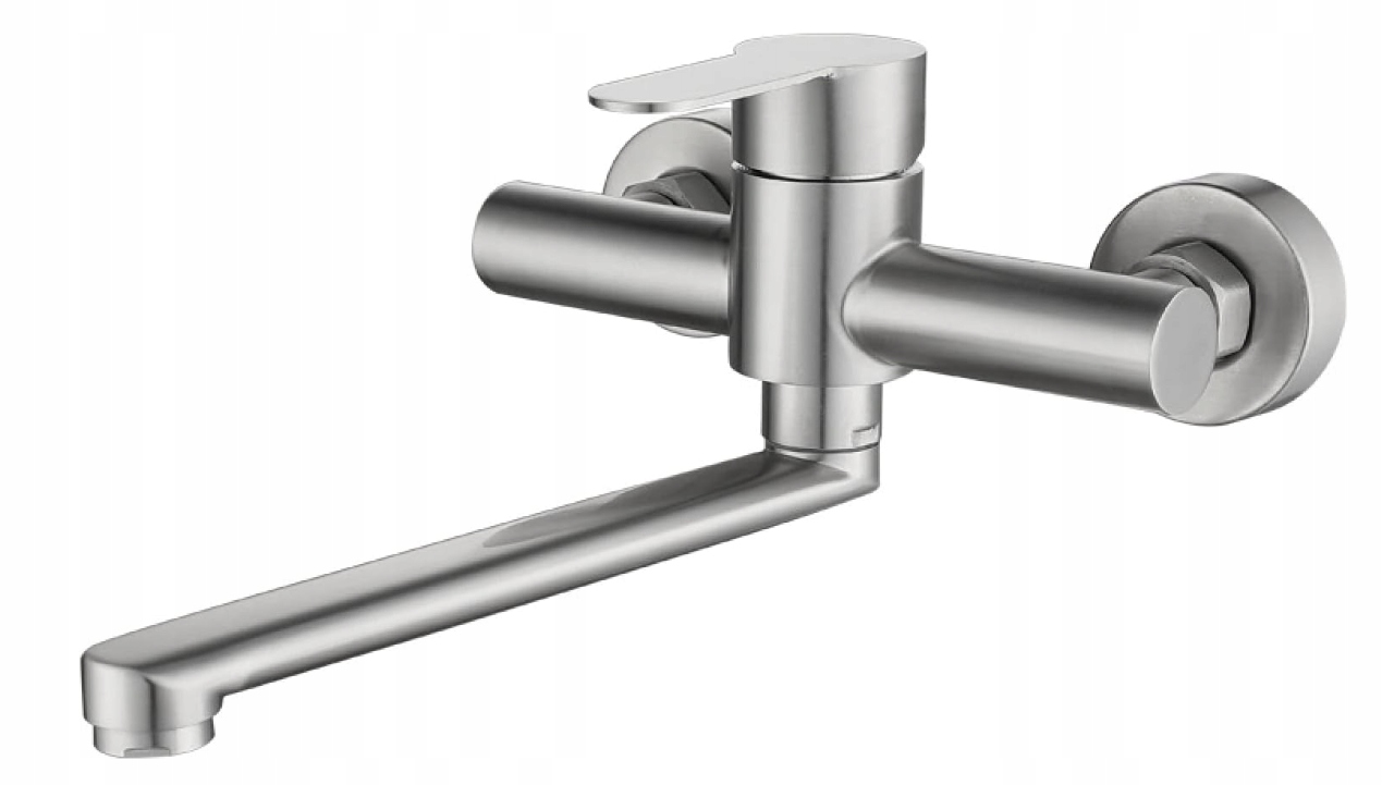 Kuchynská batéria namontovaná na stenu