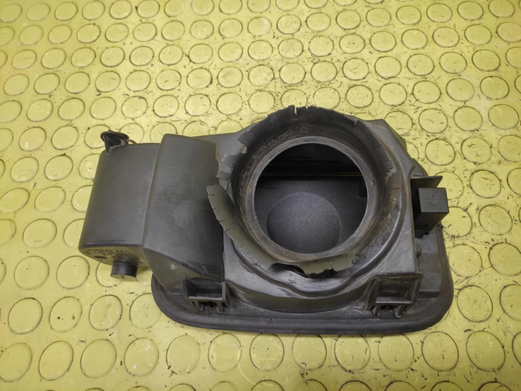 BMW E60 Volet trappe carburant Carburant 7034279