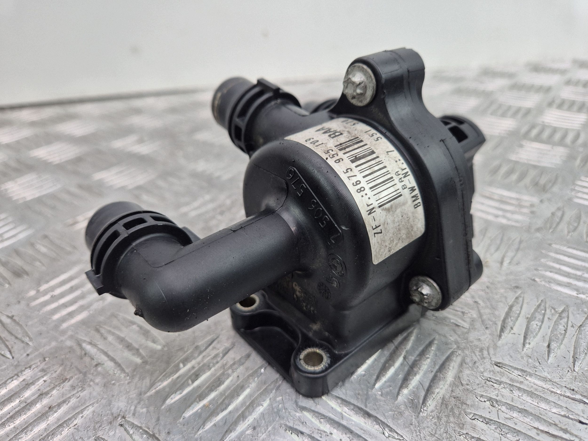 csomag termostatu BMW 3 E90 E91 320i N46B20B 7551570