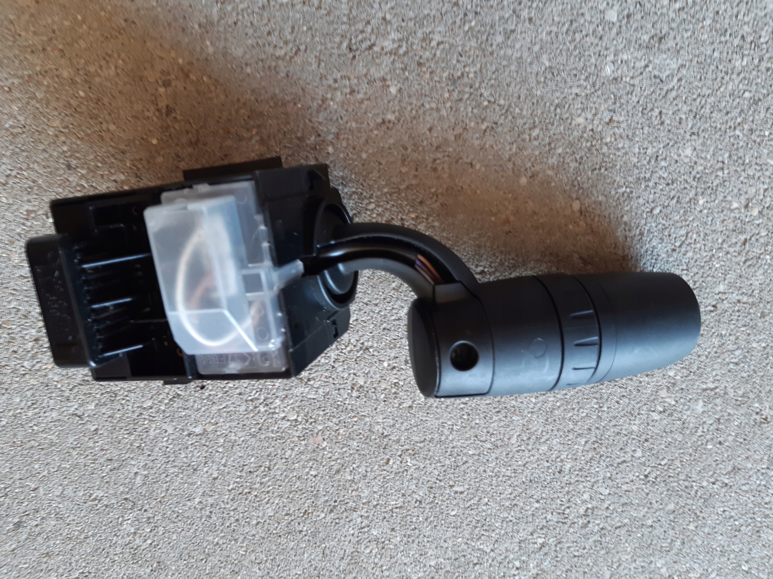 MAZDA 3 BM 13-18r PRZEŁĄCZNIK WYCIERACZEK Producent części Mazda OE