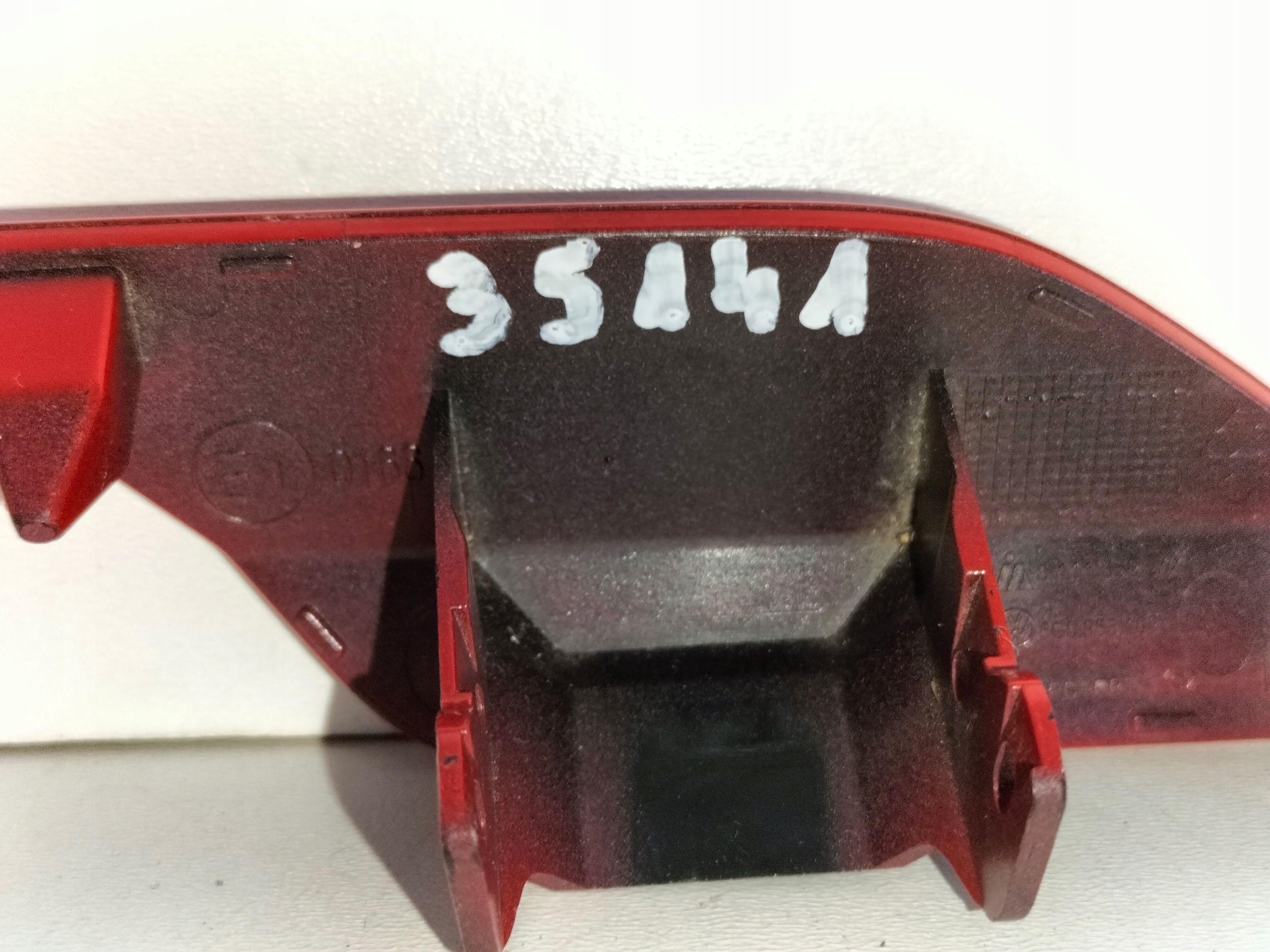 VERSCHLUSSSTOPFEN DER SPRITZDÜSE DER STOSSSTANGE LINKS VW GOLF 7 VII 12