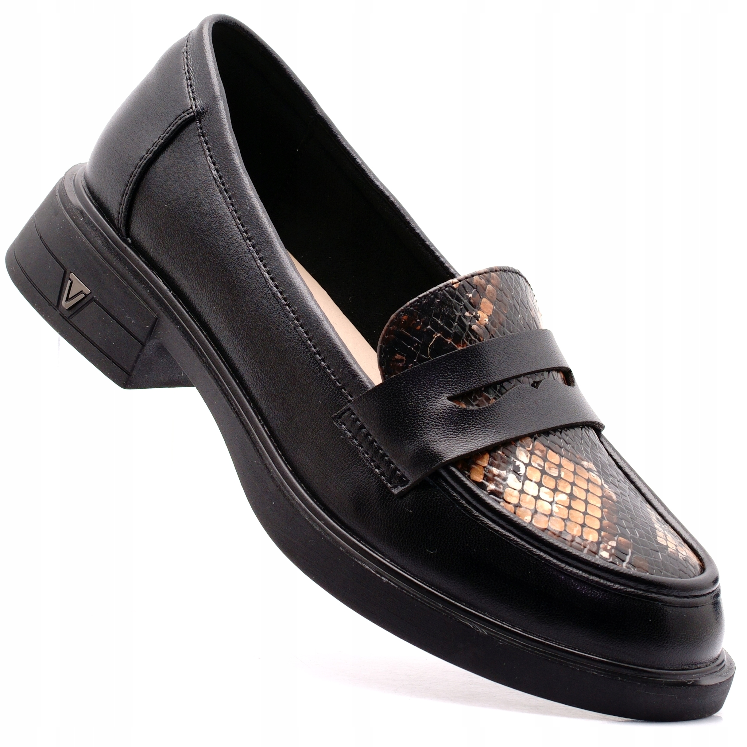 Vinceza Buty Damskie Mokasyny Półbuty Lordsy Skórzane Czarne 39966 41