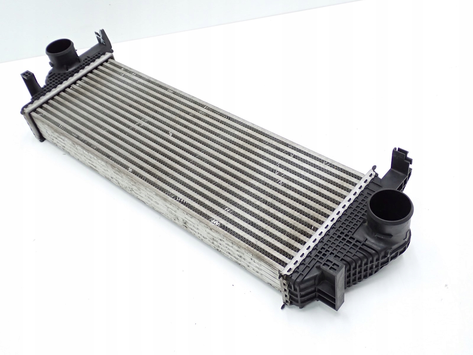 CHŁODNICA INTERCOOLER POWIETRZA JEEP GRAND CHEROKEE WK2 IV 3.0 CRD 13R