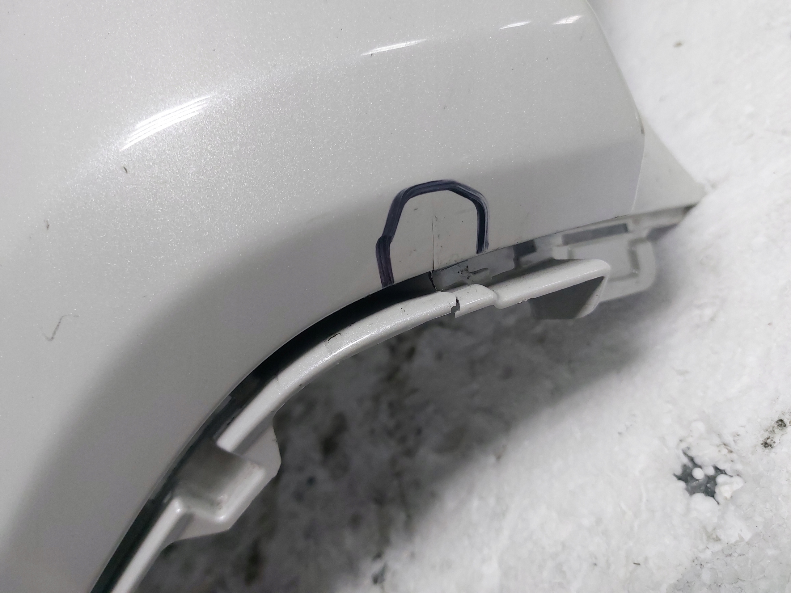 ecke der stoßstange heck links Toyota Rav4 V 19