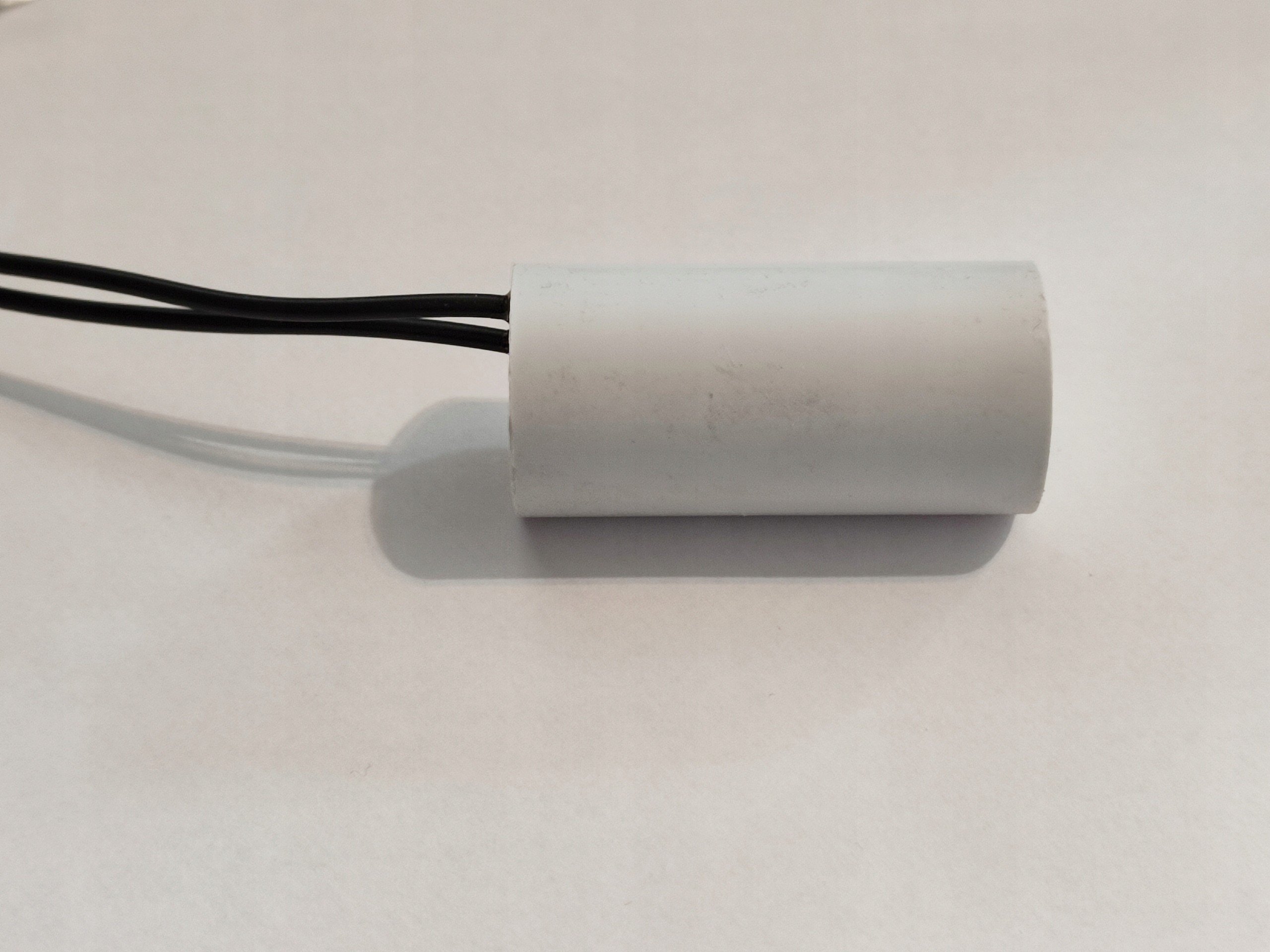 

Kondensator 18uF +/- 5% Miflex MKSP-I17 Silnikowy