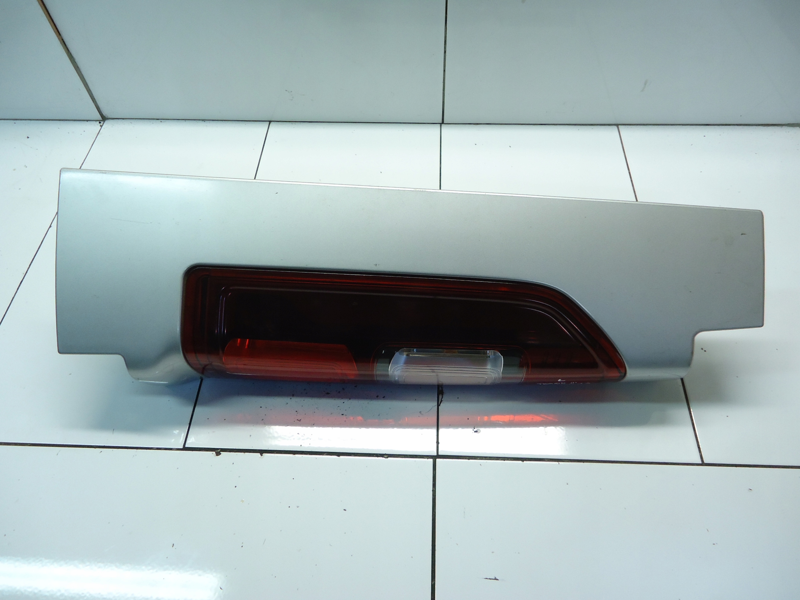 RENAULT TRAFIC III OPEL VIVARO light left left rear part 93454160