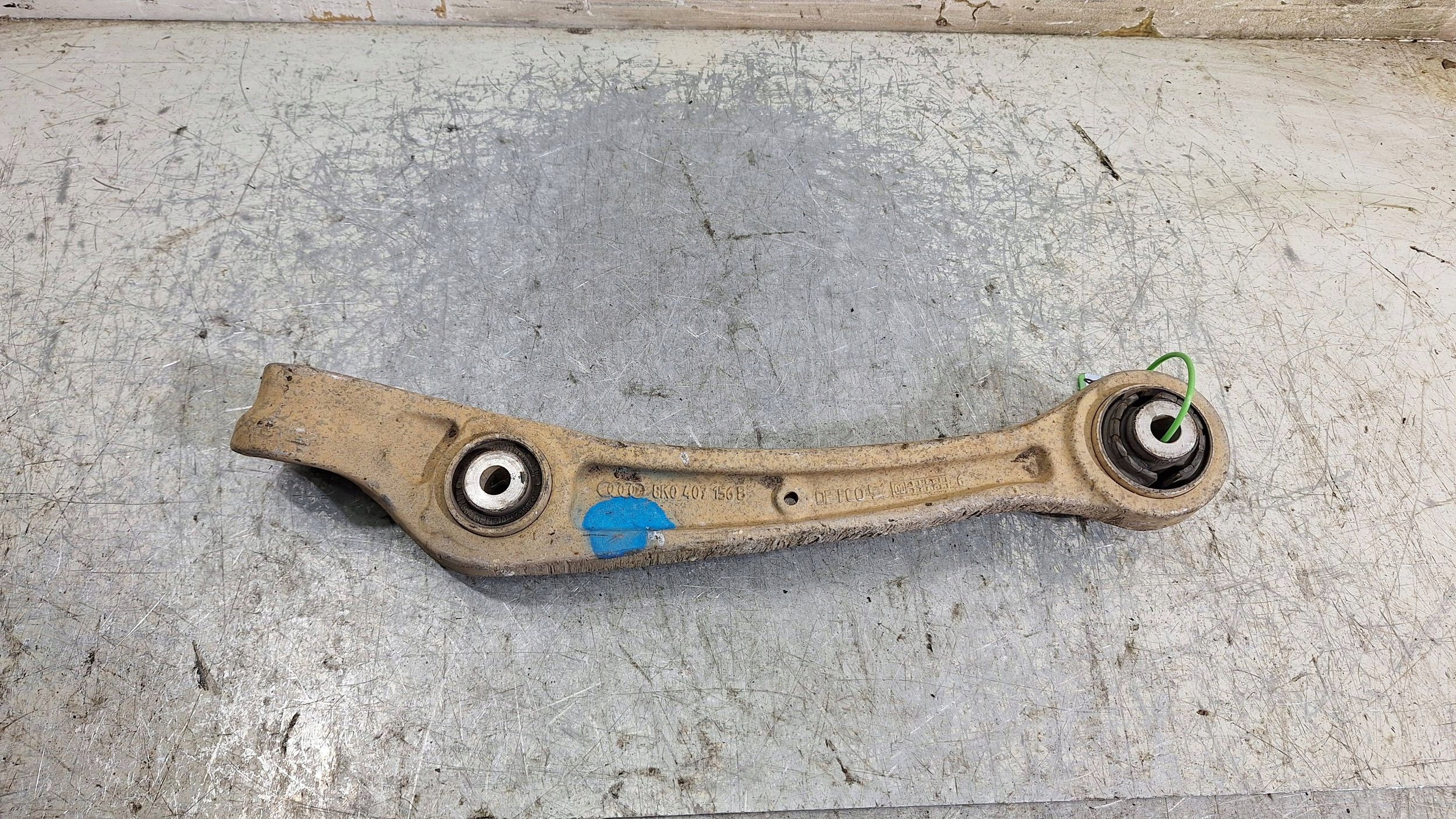 arm right front 8K0407156B AUDI A4 B8 A5 8T Q5 8R