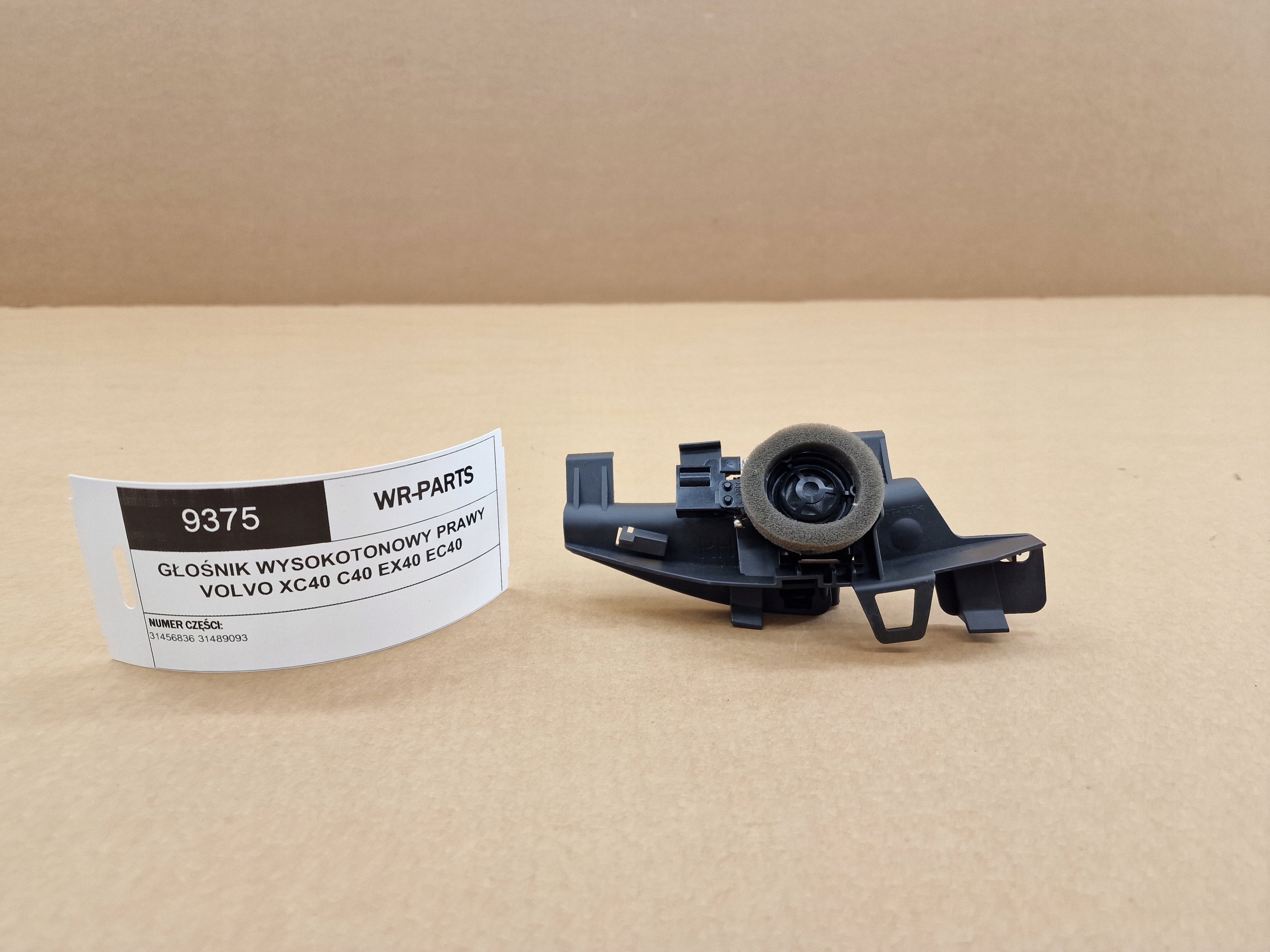 speaker WYSOKOTONOWY right VOLVO XC40 C40 EX40 EC40