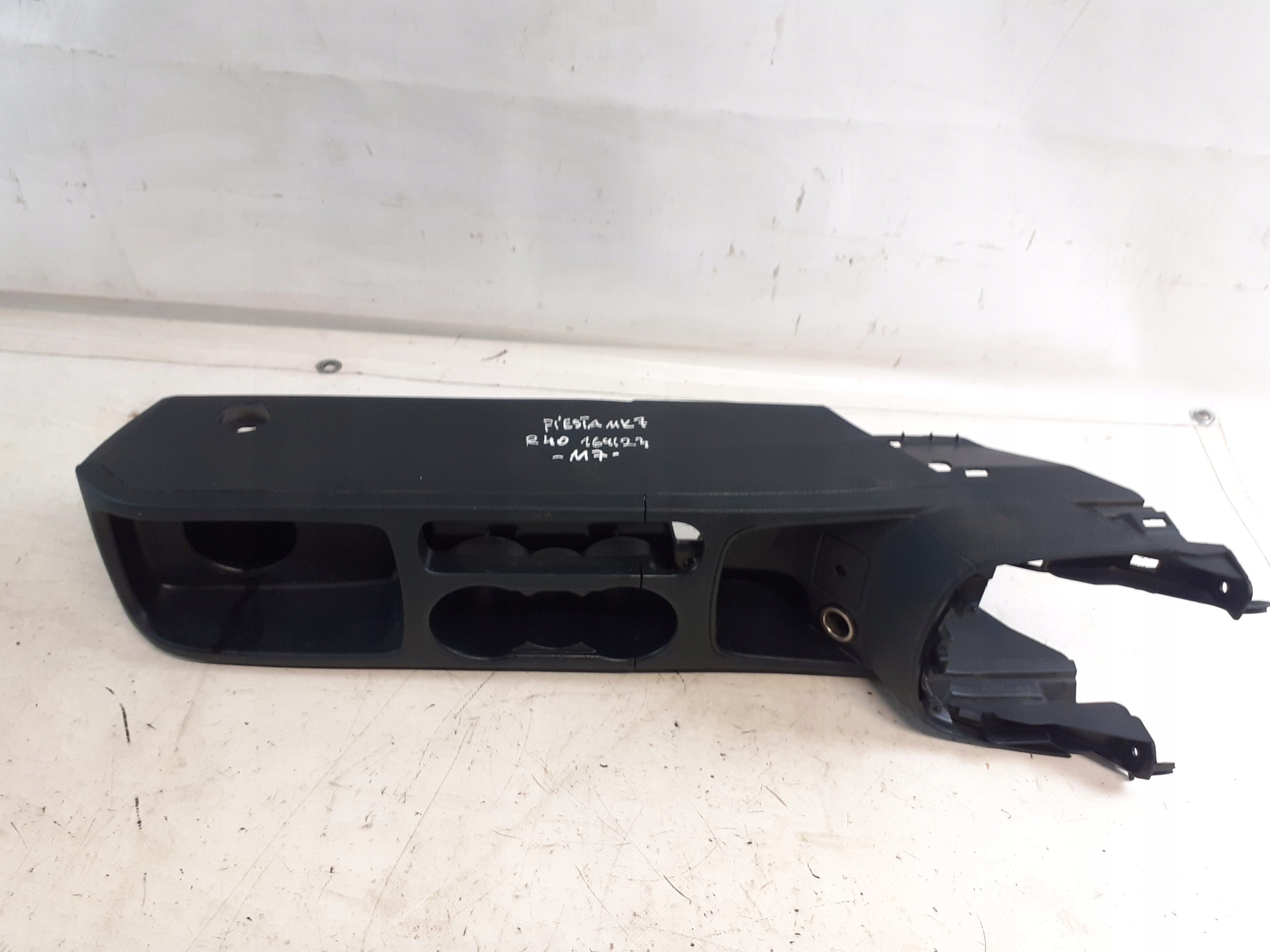 Tunel central Ford Fiesta MK7