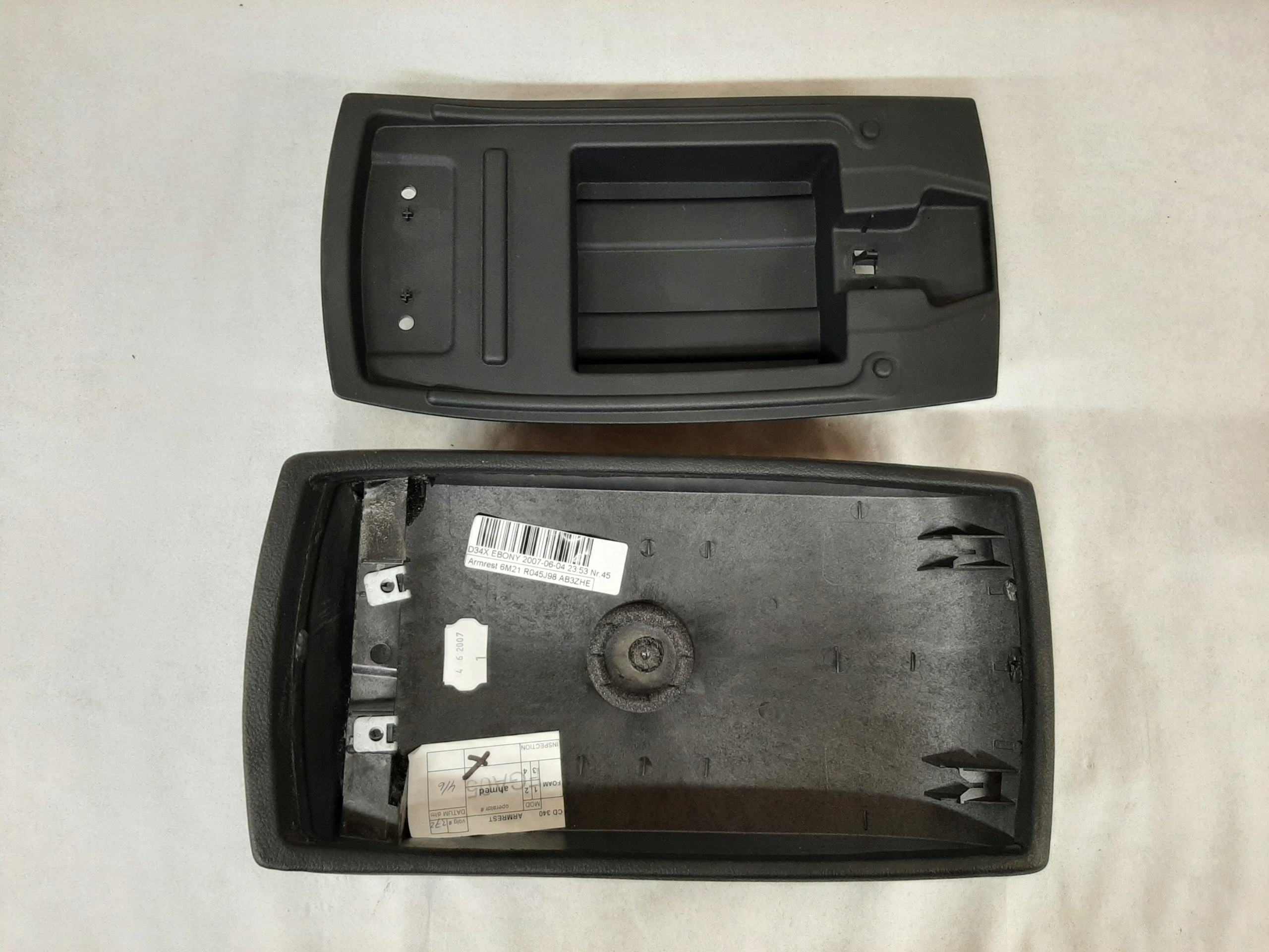FORD MONDEO MK4 подлокотник 6M21-R045E00-A