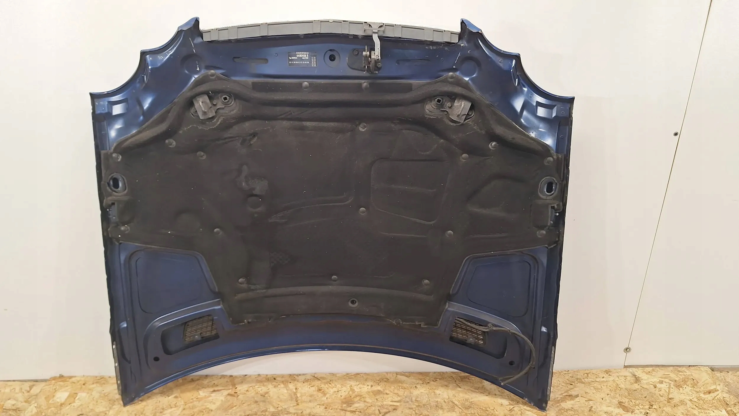 Капот перед MERCEDES C класс W203