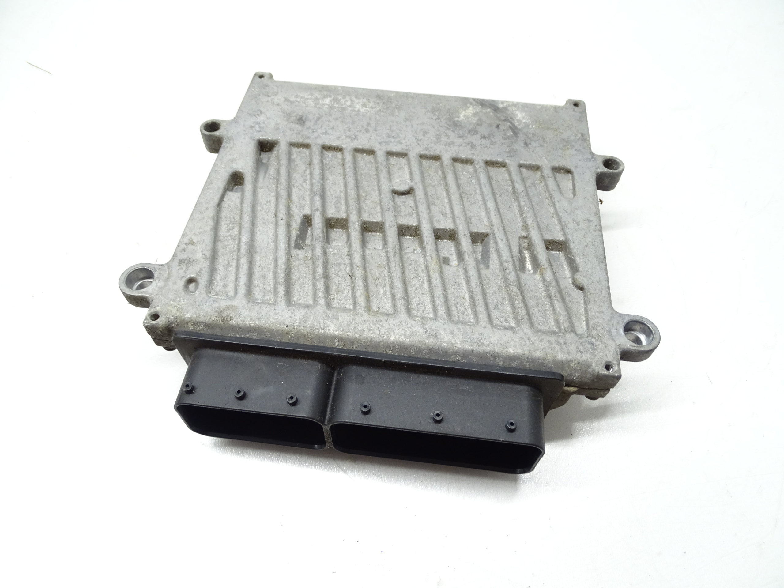 computer control unit of the engine JAGUAR XF 9X23-14C568-DA