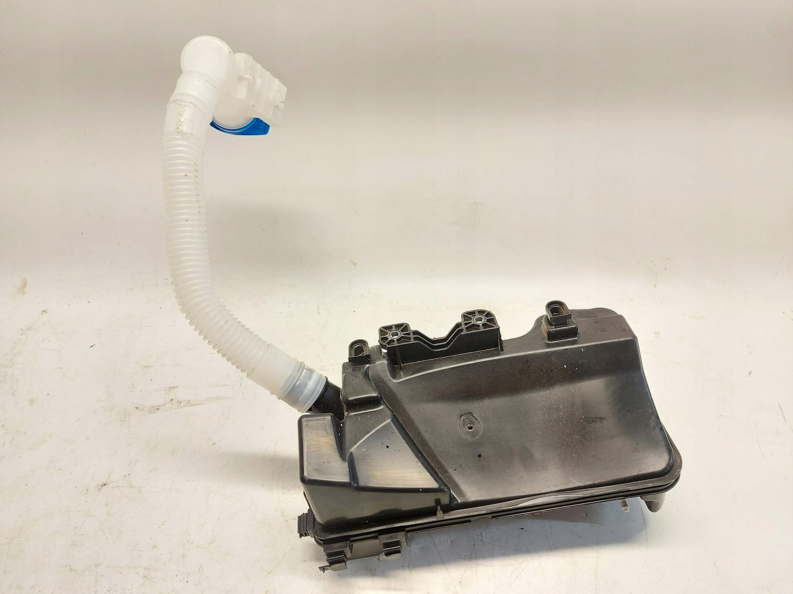 Ford Explorer VII R2KB washer fluid tank 1EA955453F