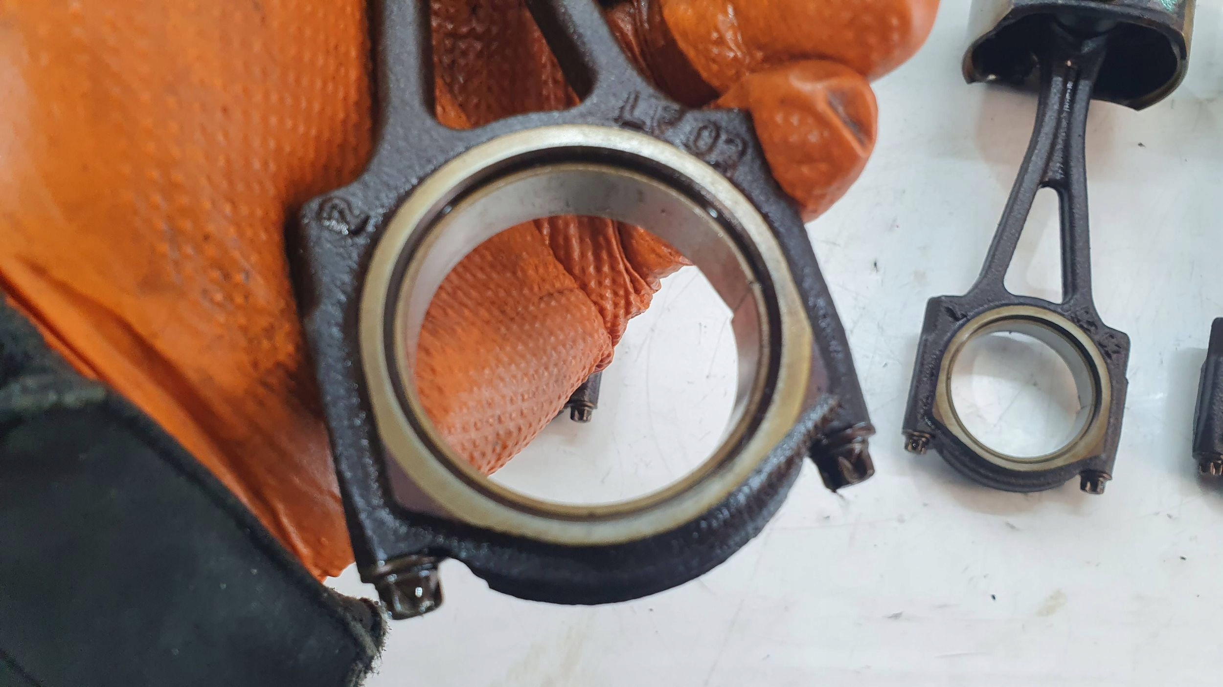 Opel Corsa C 1.2 Z12XE piston connecting rod nominalny