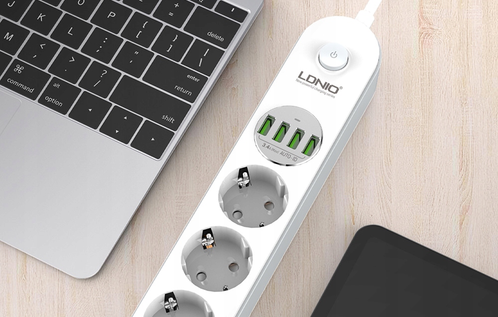 LDNIO LISTWA ZASILAJĄCA PRZEDŁUŻACZ 4 GNIAZDAMI AC 4 PORTY USB Z KABLEM 2M Model SE4432