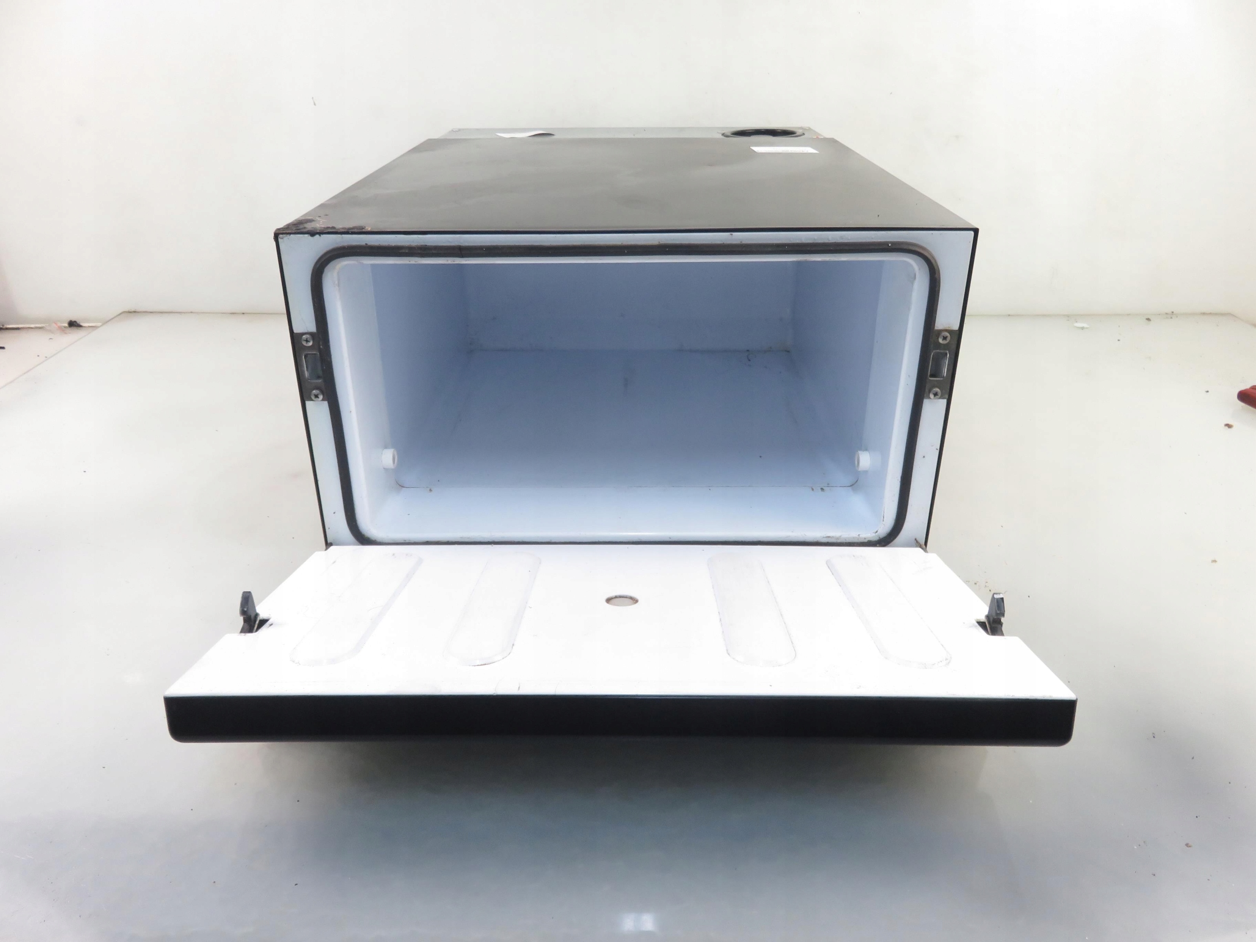 LODOWKA DAF CF 2133308 Pojemność 30 l