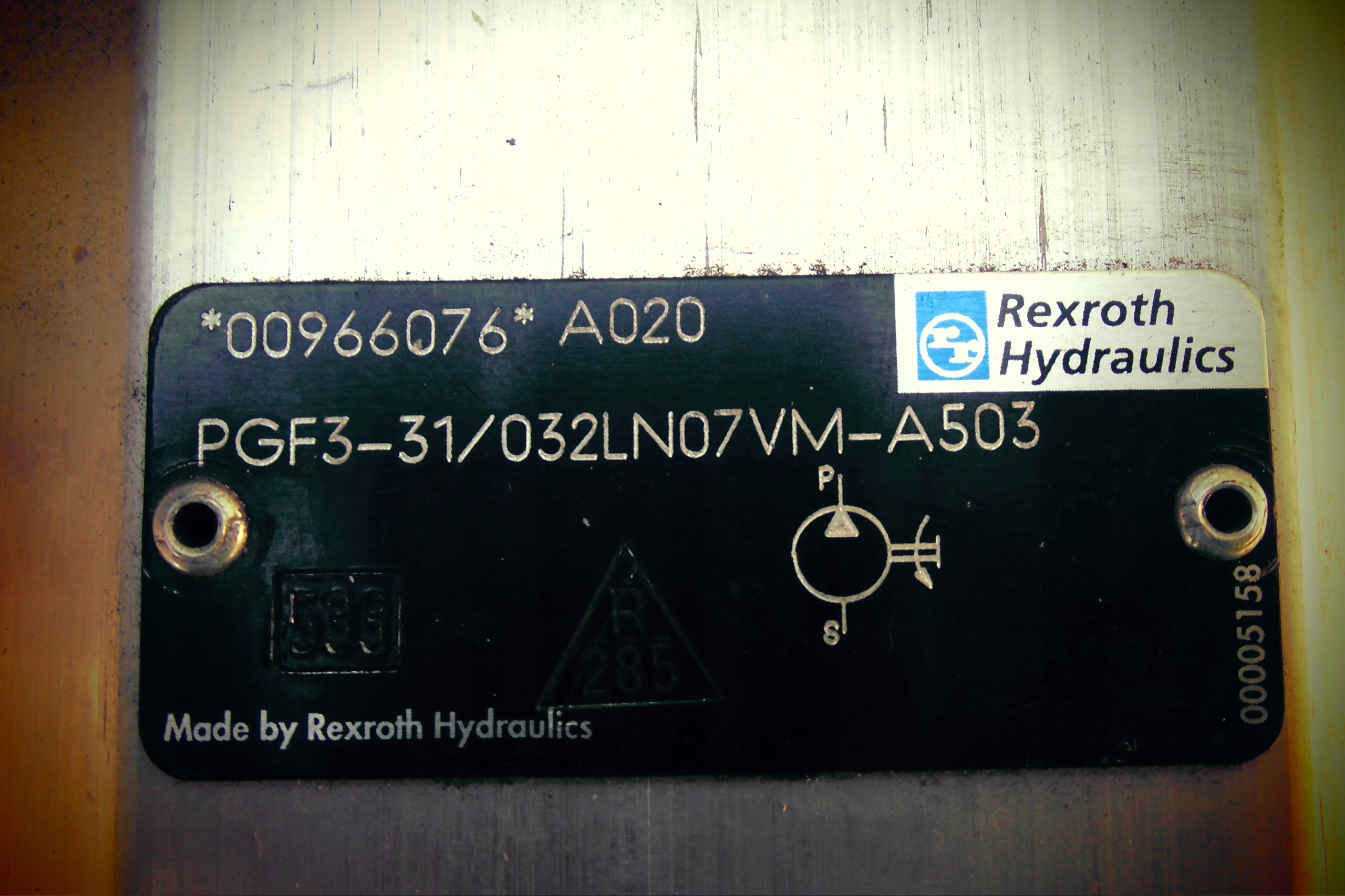 pompa hydrauliczna rexroth pgf3-31 pgf3-31/032LN07 Kod producenta x