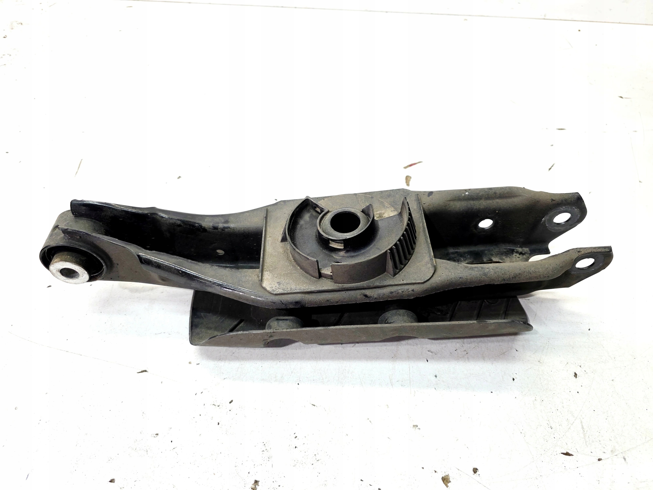 Querlenker POPRZECZNY links heck AUDI Q4 E-TRON 1EA505311E