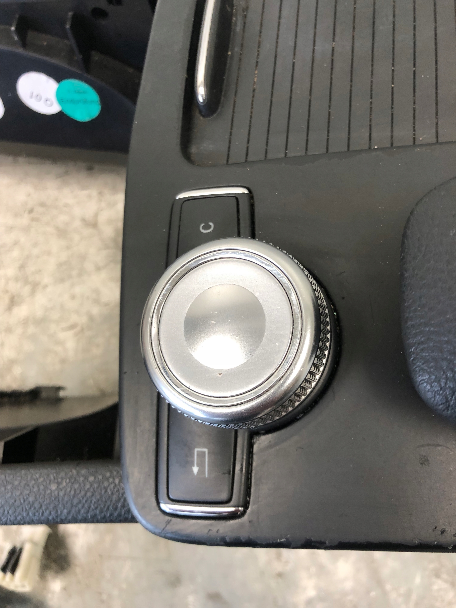 TUNEL mitte MERCEDES W204 A2046800150 EUROPA