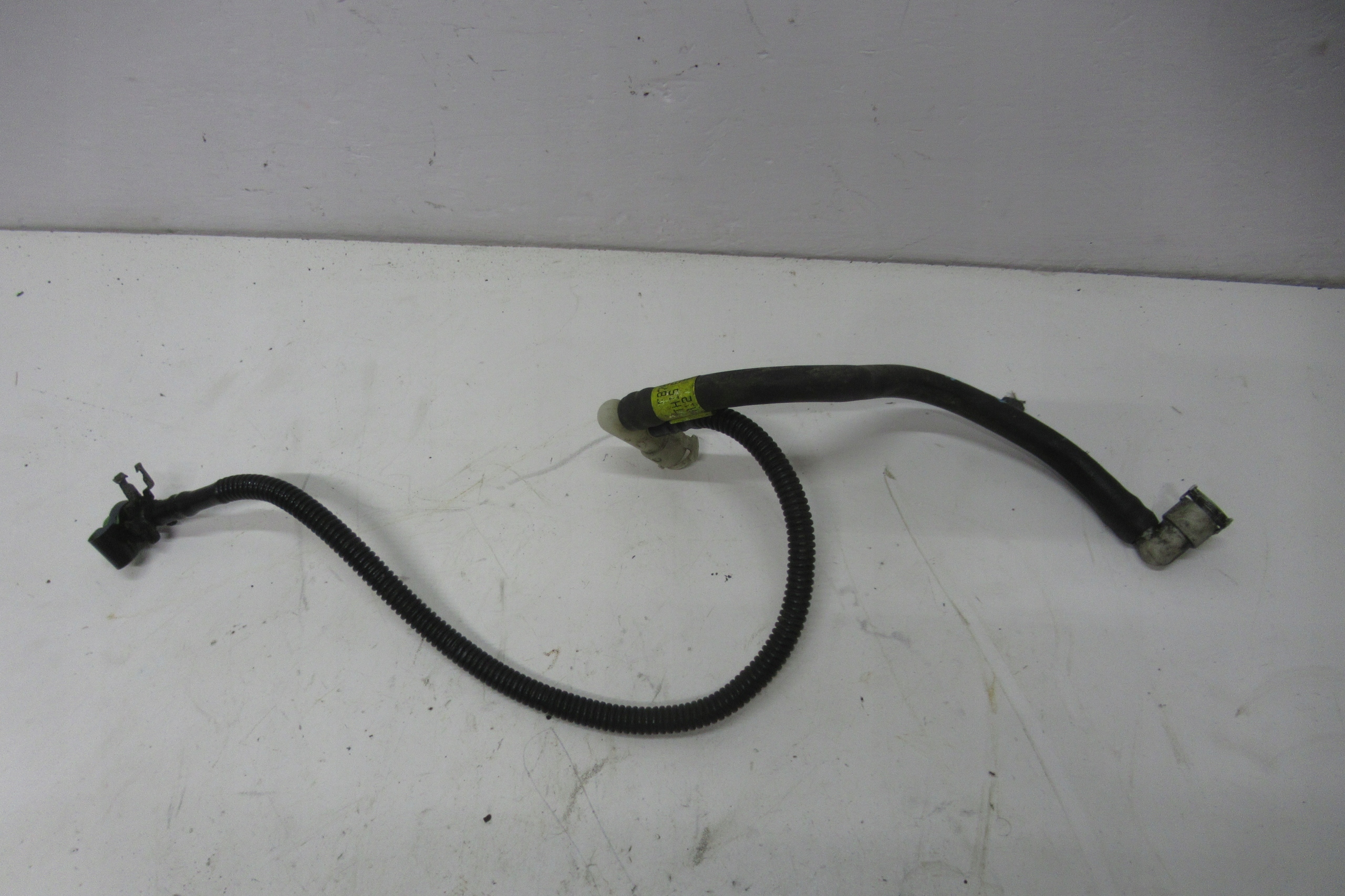 FORD EXPLORER 99R 4.0 fuel line F87E-9G271