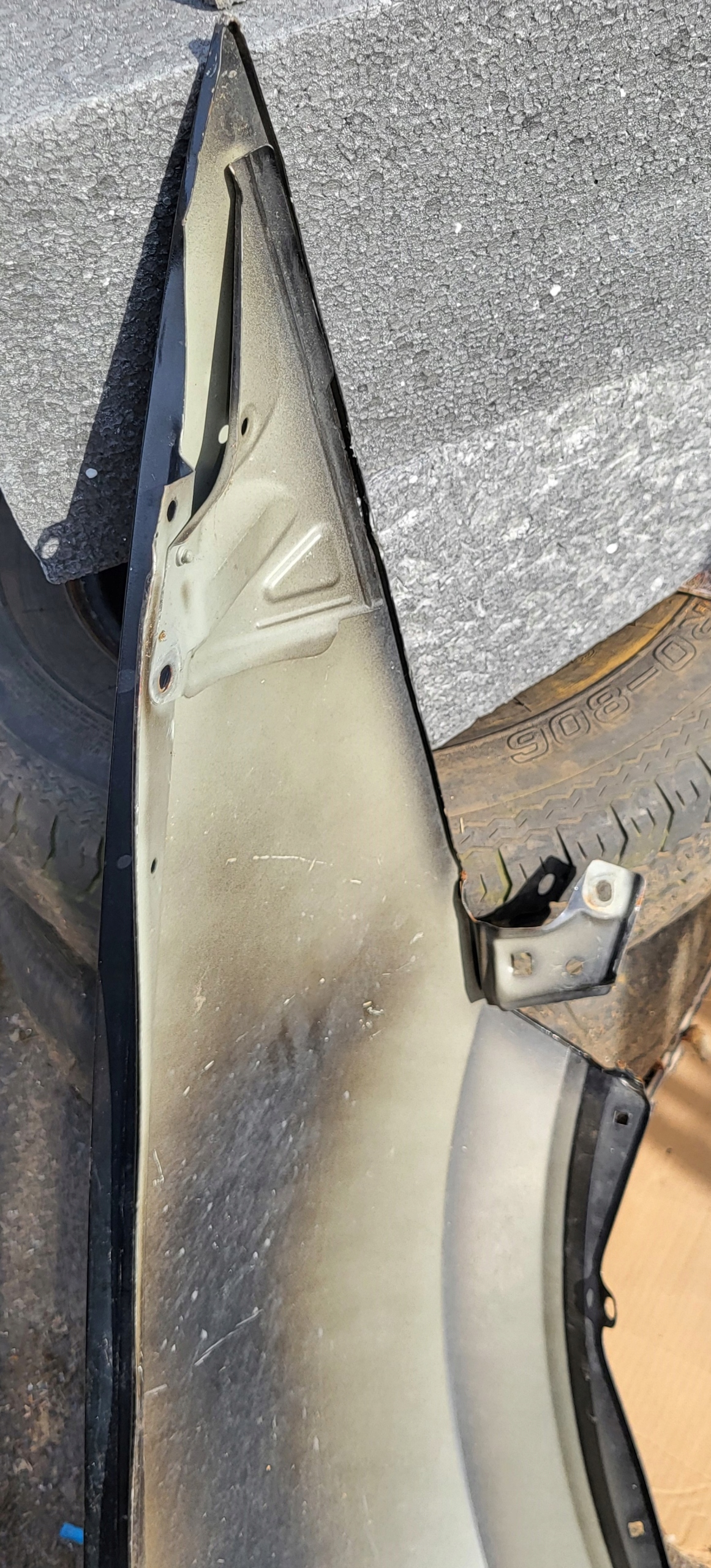 fender left front HONDA CIVIC 8 VIII UFO black original