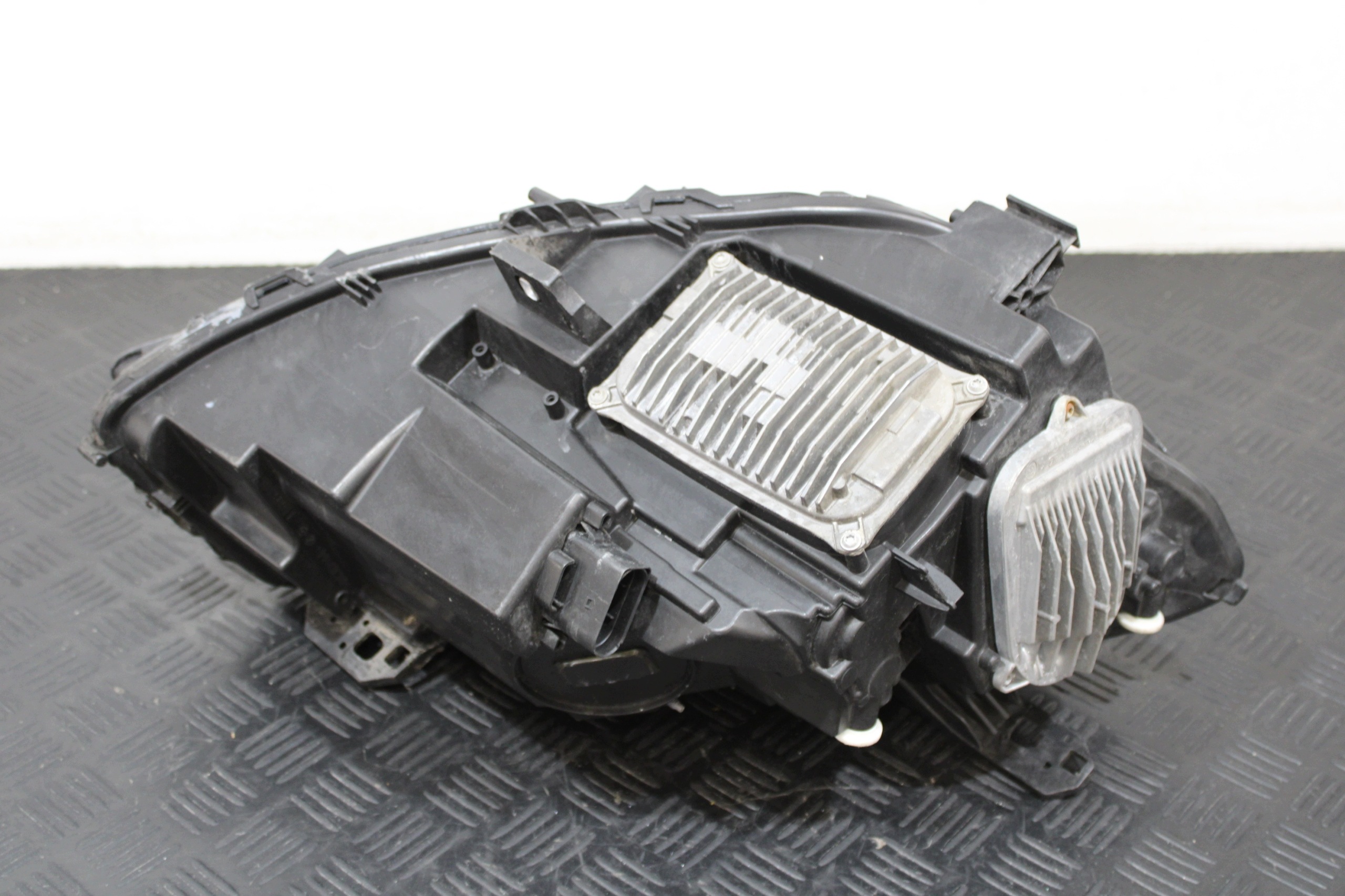 light left front left front LED A1769068900 MERCEDES A-class W176 LIFT