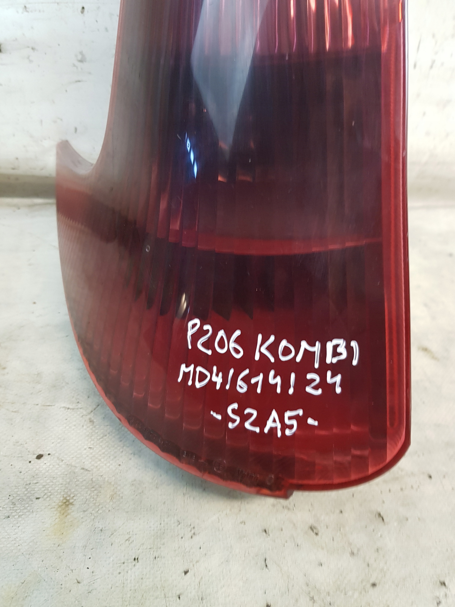 light rear part rear left PEUGEOT 206 SW KOMBI VALEO
