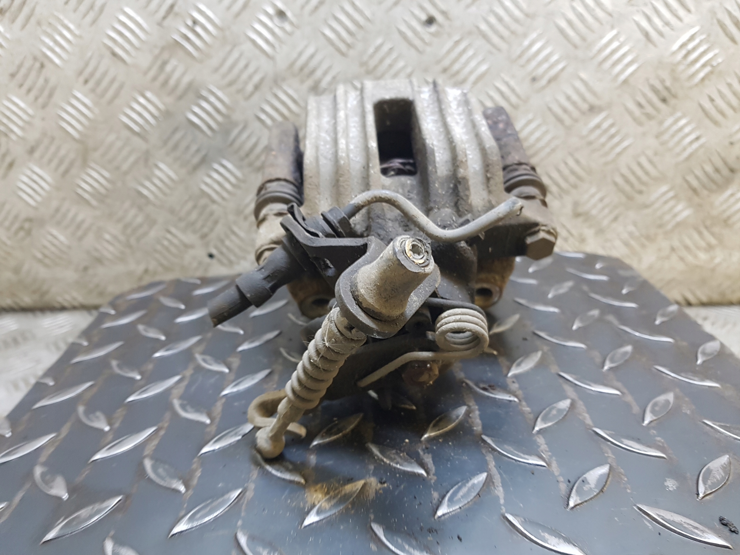 caliper brake left rear part rear SEAT LEON