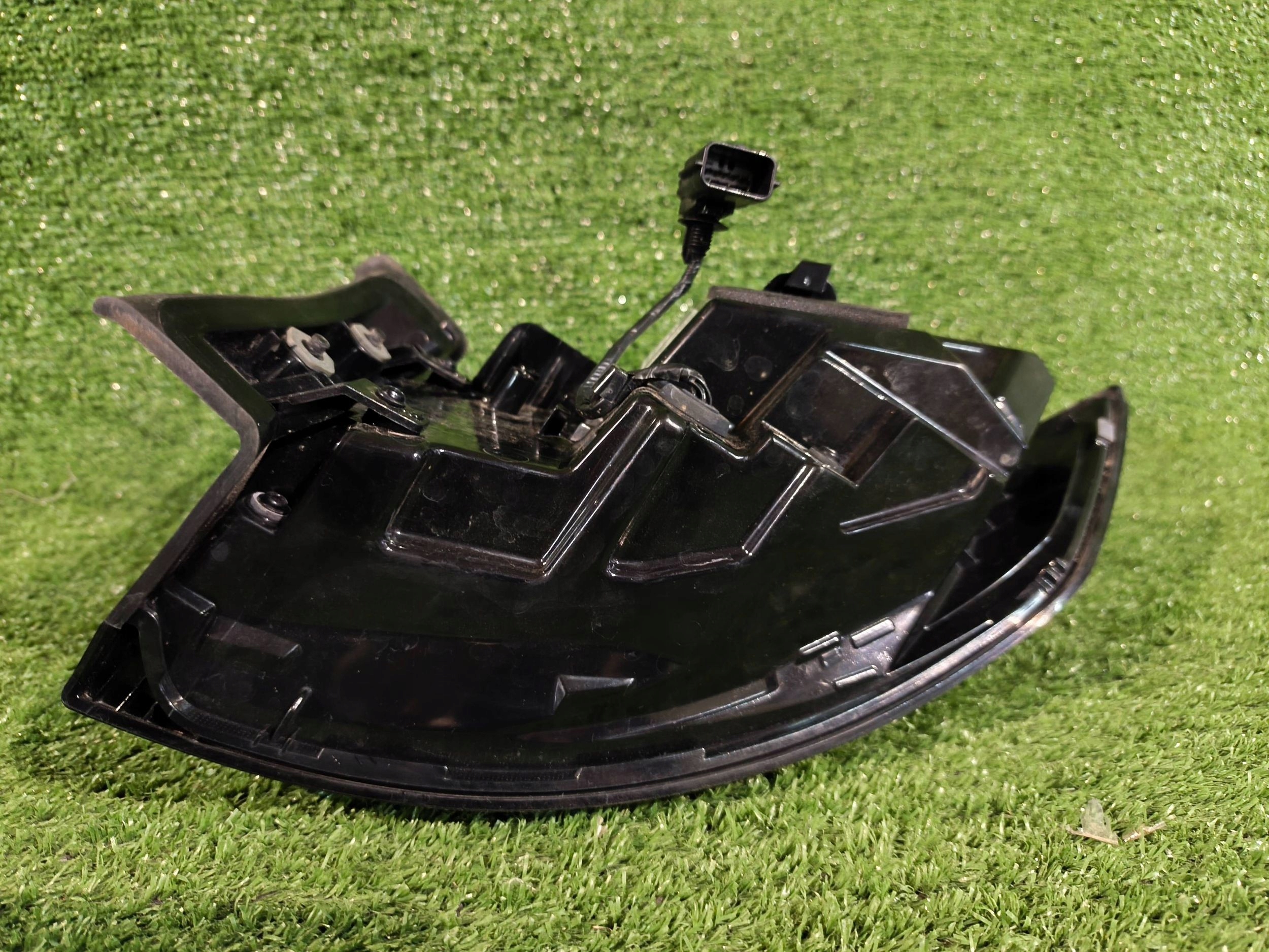 light rear part rear left RANGE ROVER SPORT LIFT 19- NR.172