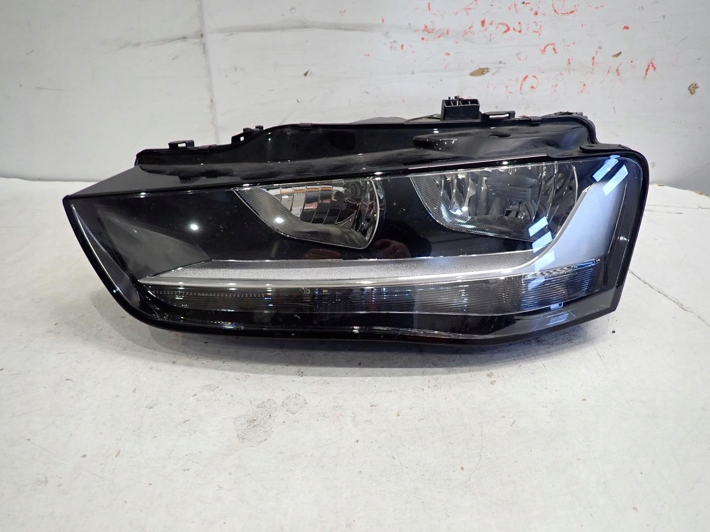 light front front left AUDI A4 B8 LIFT 2012- 8K0941003AB