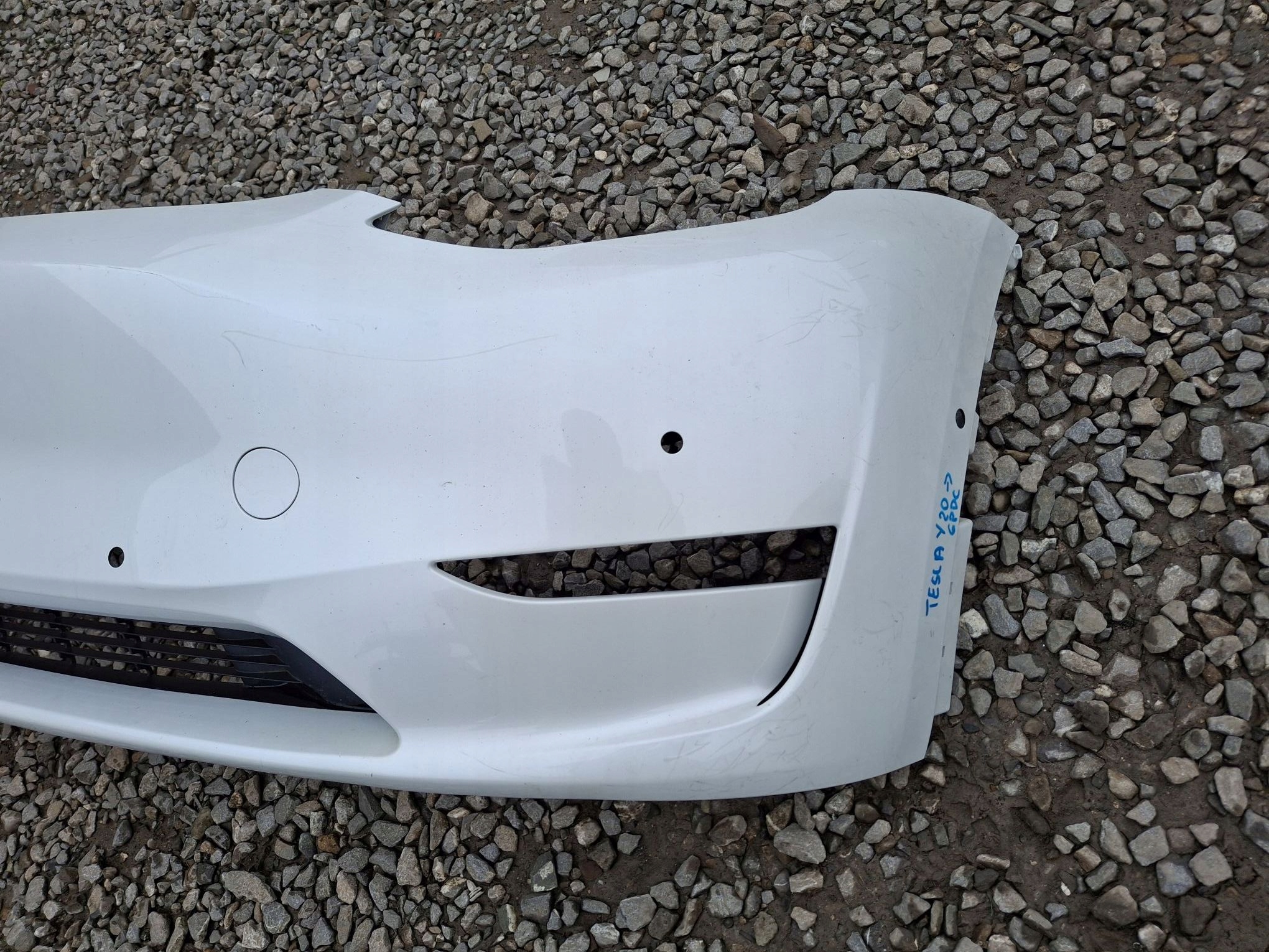front bumper TESLA MODEL Y 2020R-> below PDC