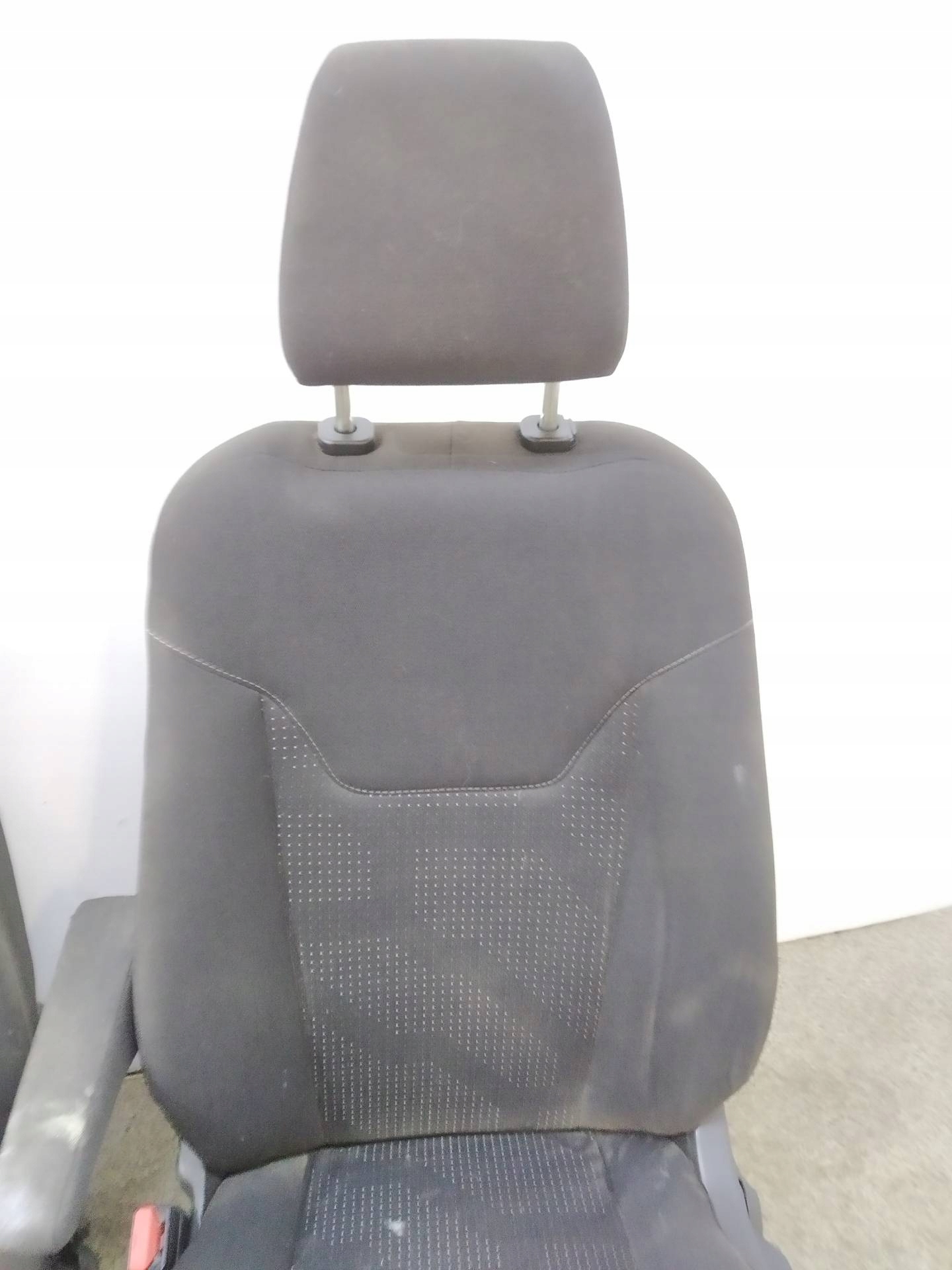 seats left right KOMPLET front Ford Transit Courier and (2014- )