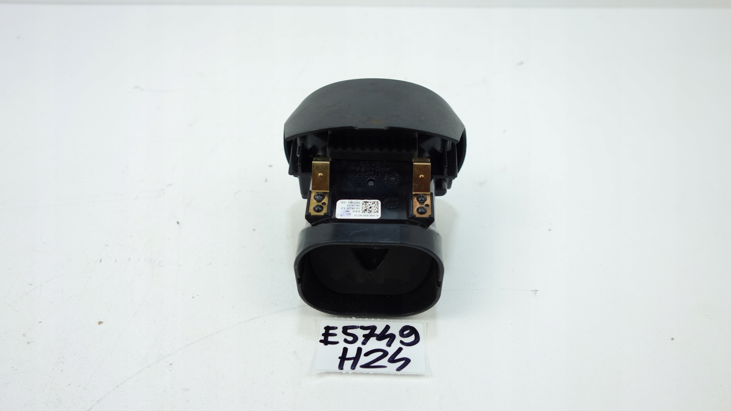 grid air conditioning devices MERCEDES-BENZ C W206 2021- A2068304001